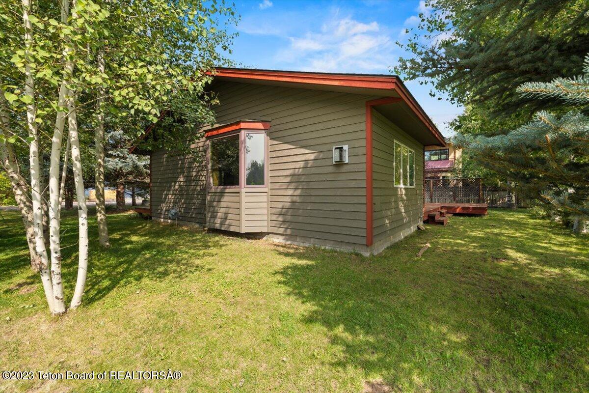 3085 RANGEVIEW Drive