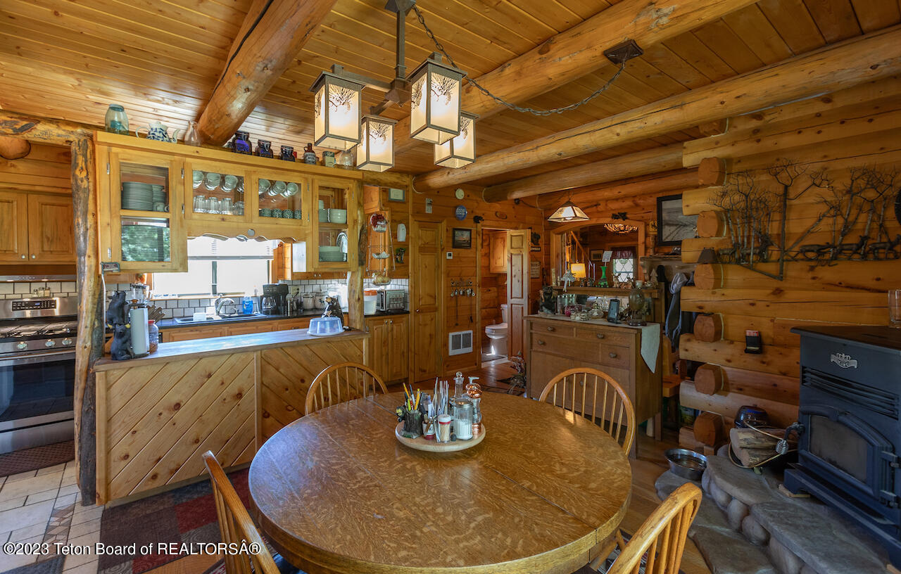 11 MOUNTAIN VIEW Drive