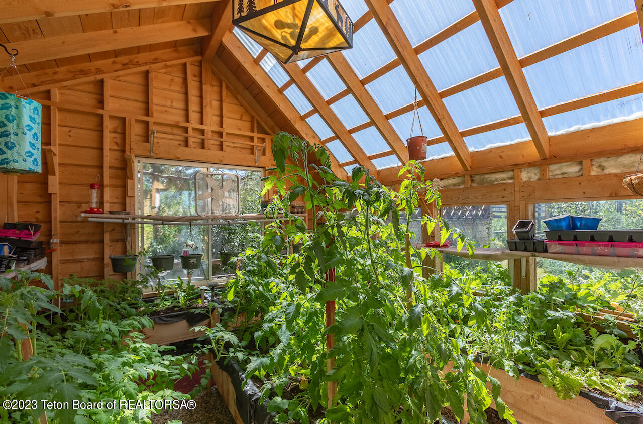 11 MOUNTAIN VIEW Drive