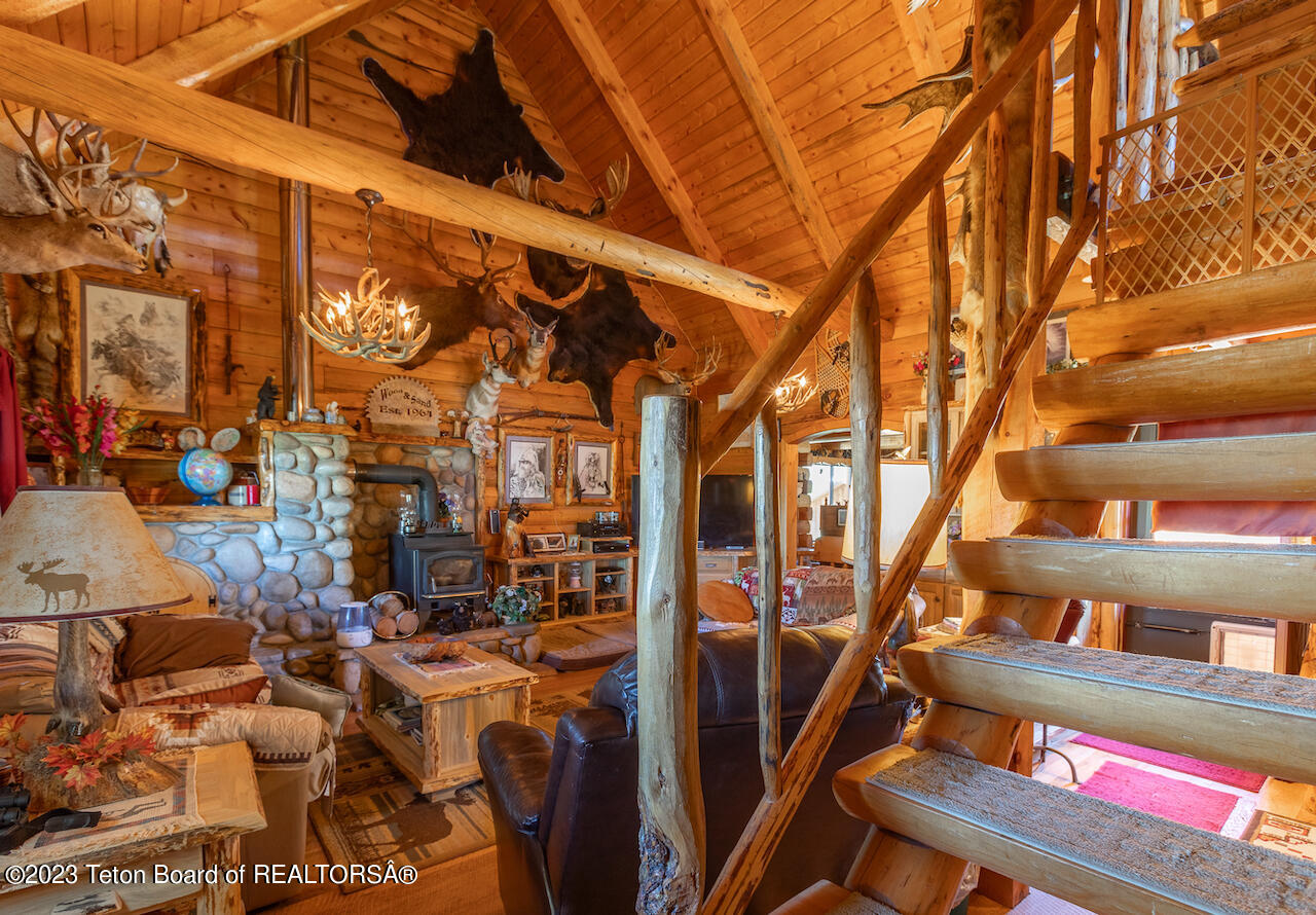 11 MOUNTAIN VIEW Drive