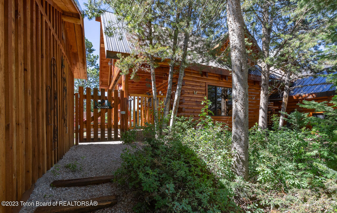 11 MOUNTAIN VIEW Drive