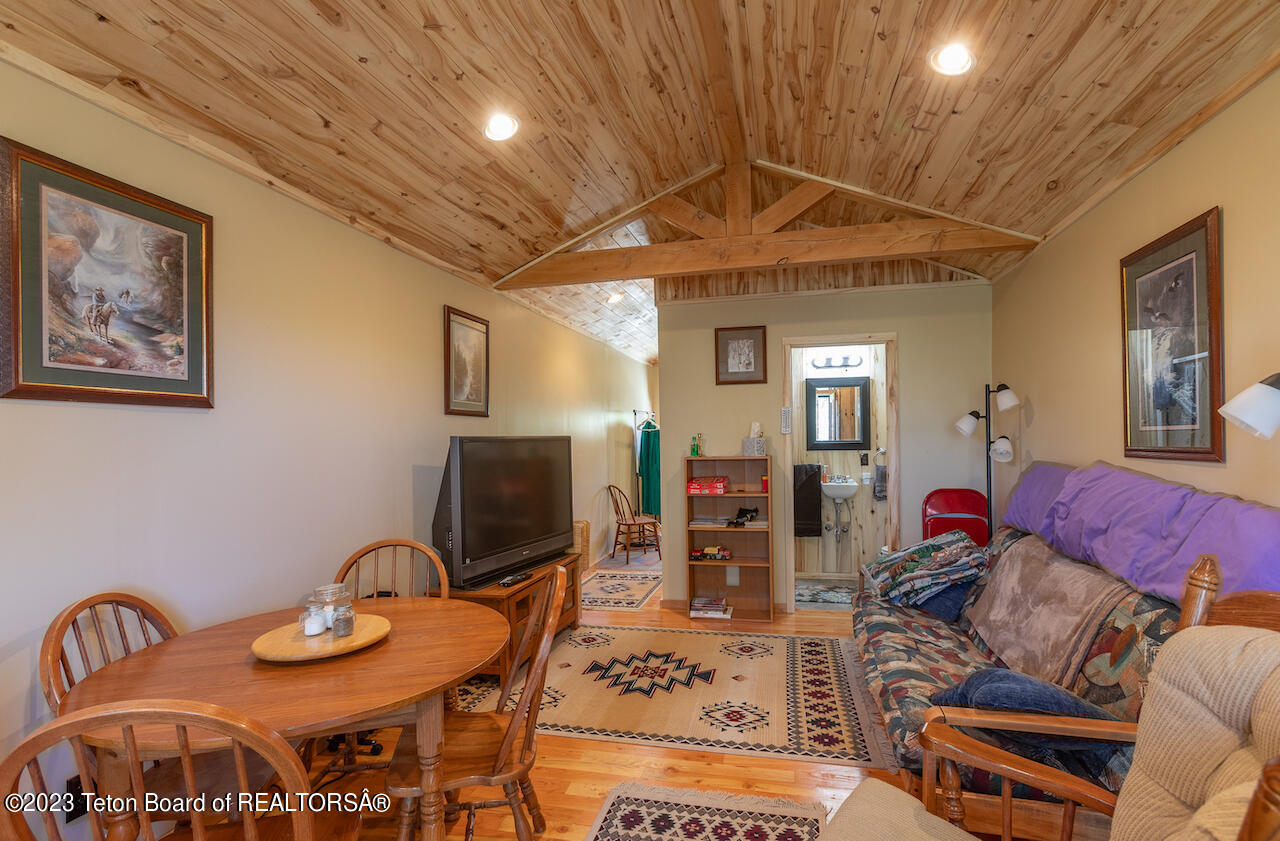 11 MOUNTAIN VIEW Drive