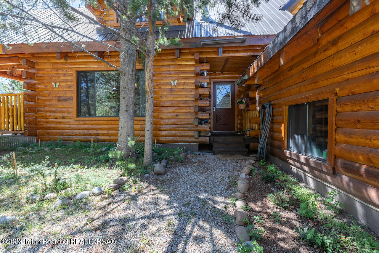 11 MOUNTAIN VIEW Drive