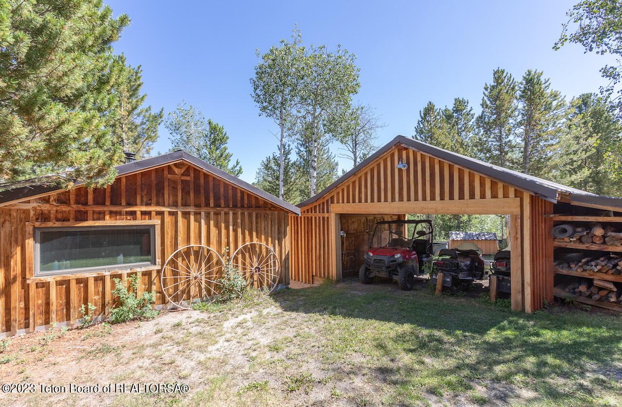 11 MOUNTAIN VIEW Drive