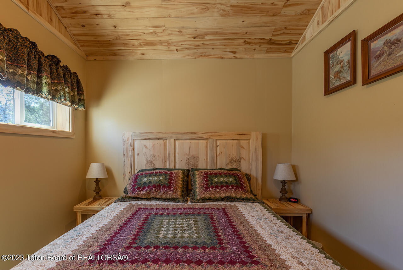 11 MOUNTAIN VIEW Drive