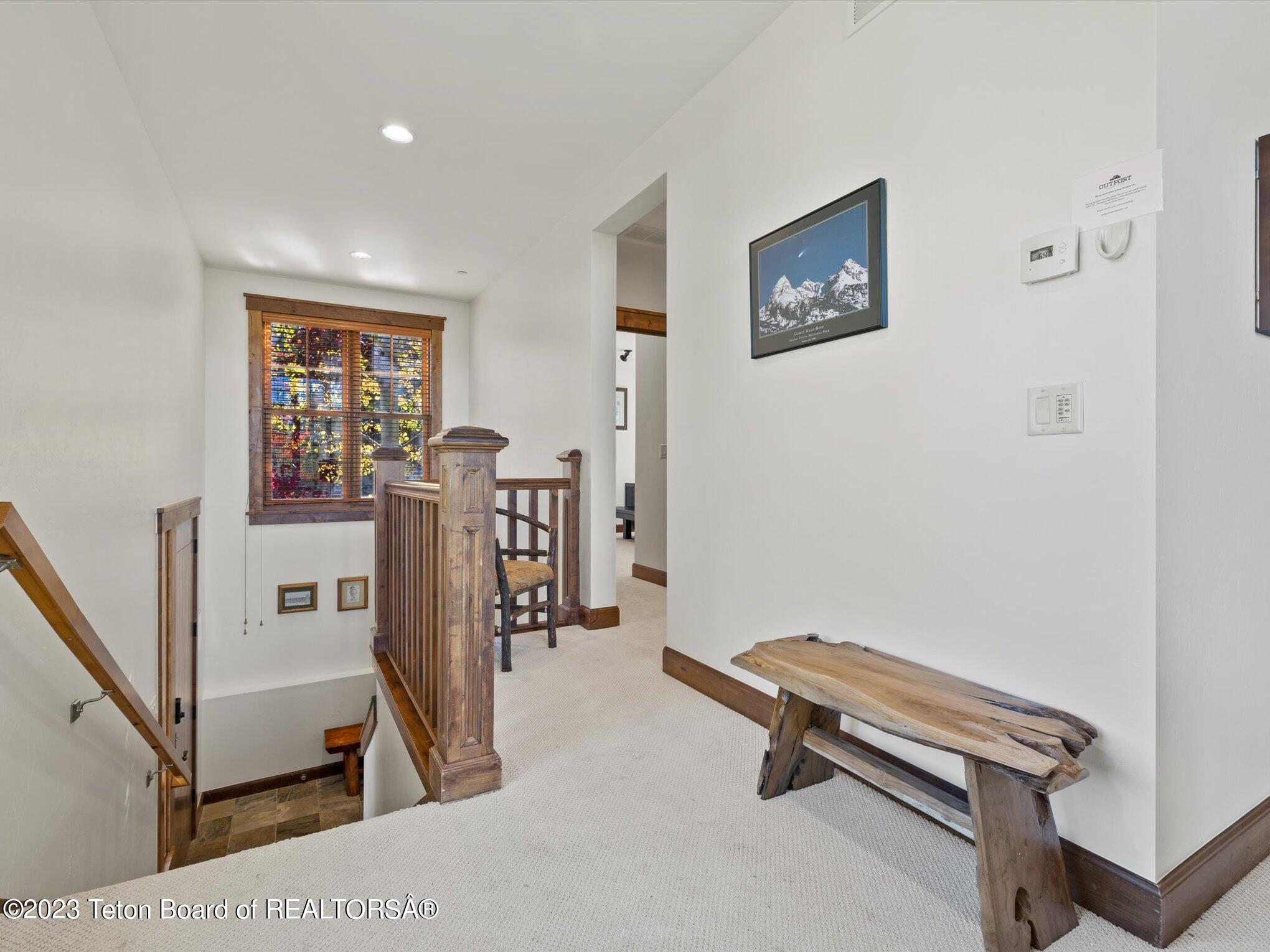 524 N LOWER SNOW KING Loop, 242