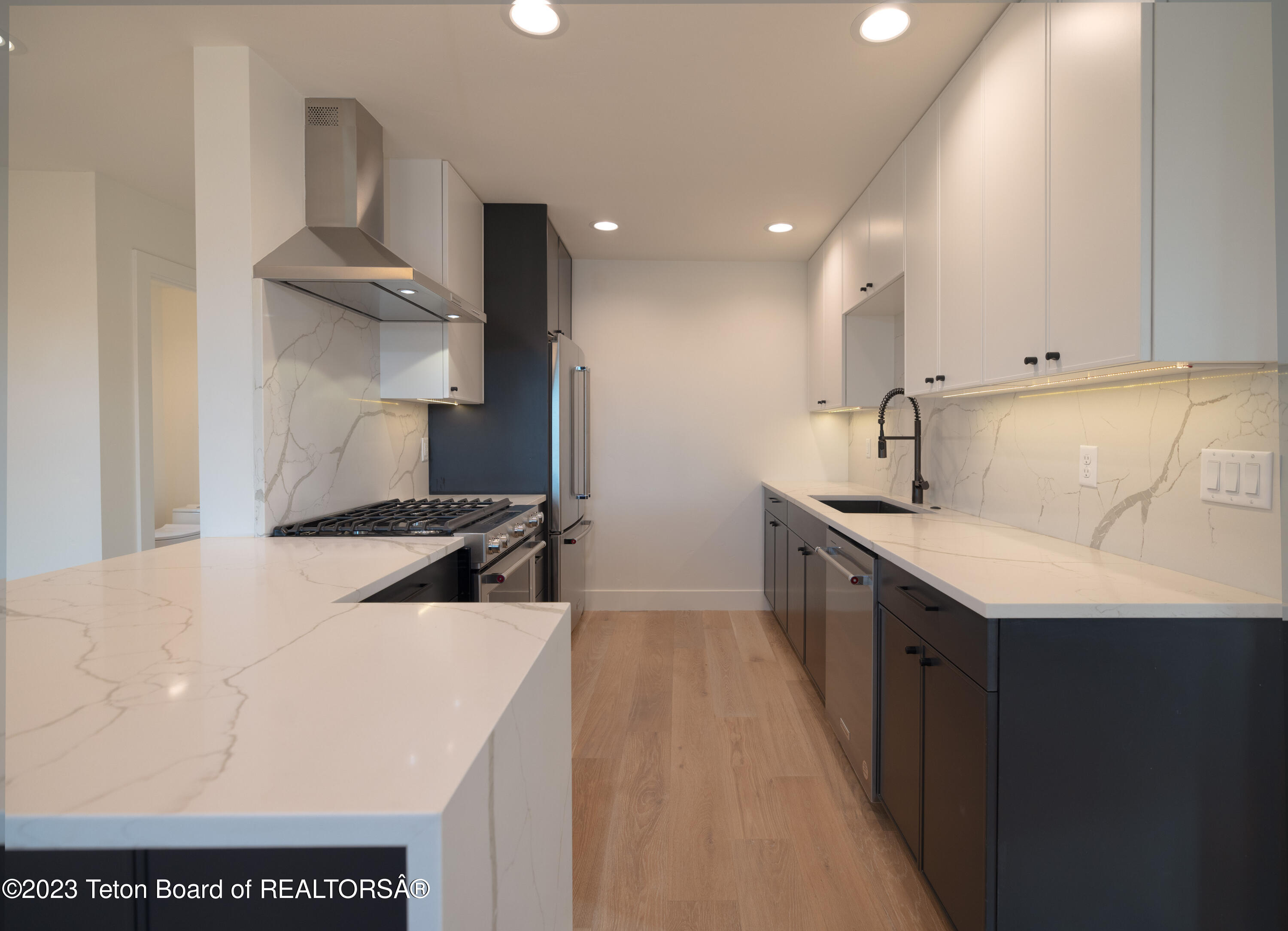 435 MAIL CABIN Drive