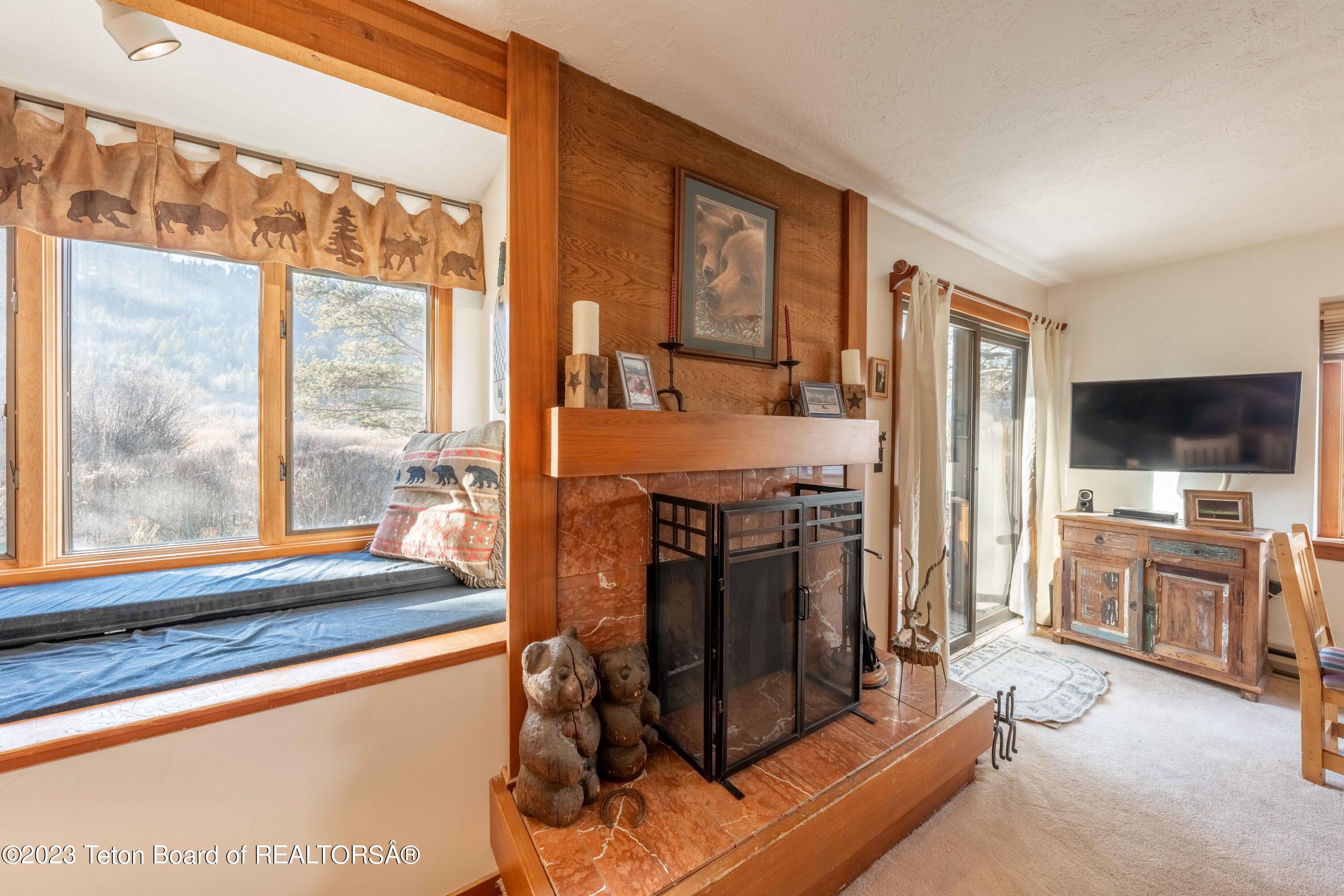 4475 BERRY Drive, 3214