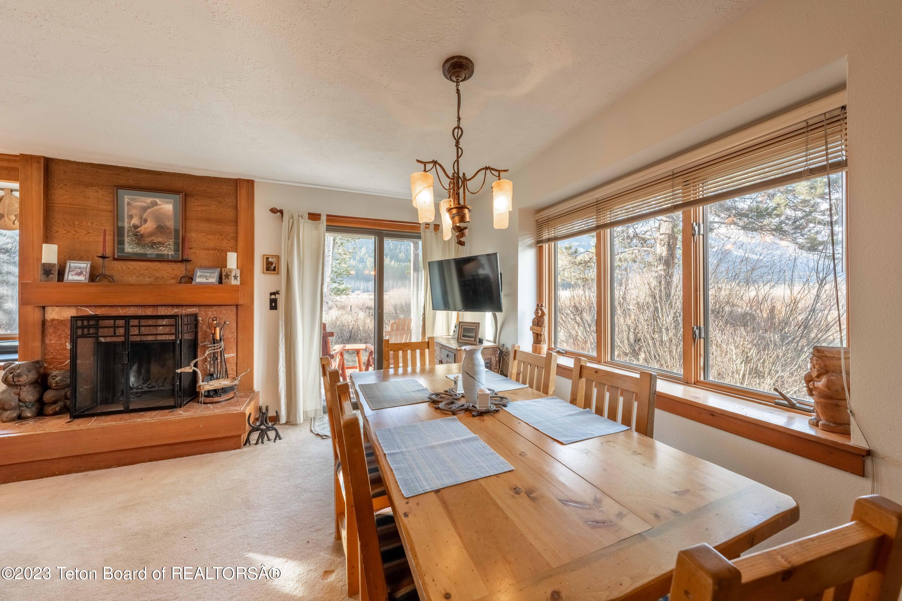 4475 BERRY Drive, 3214