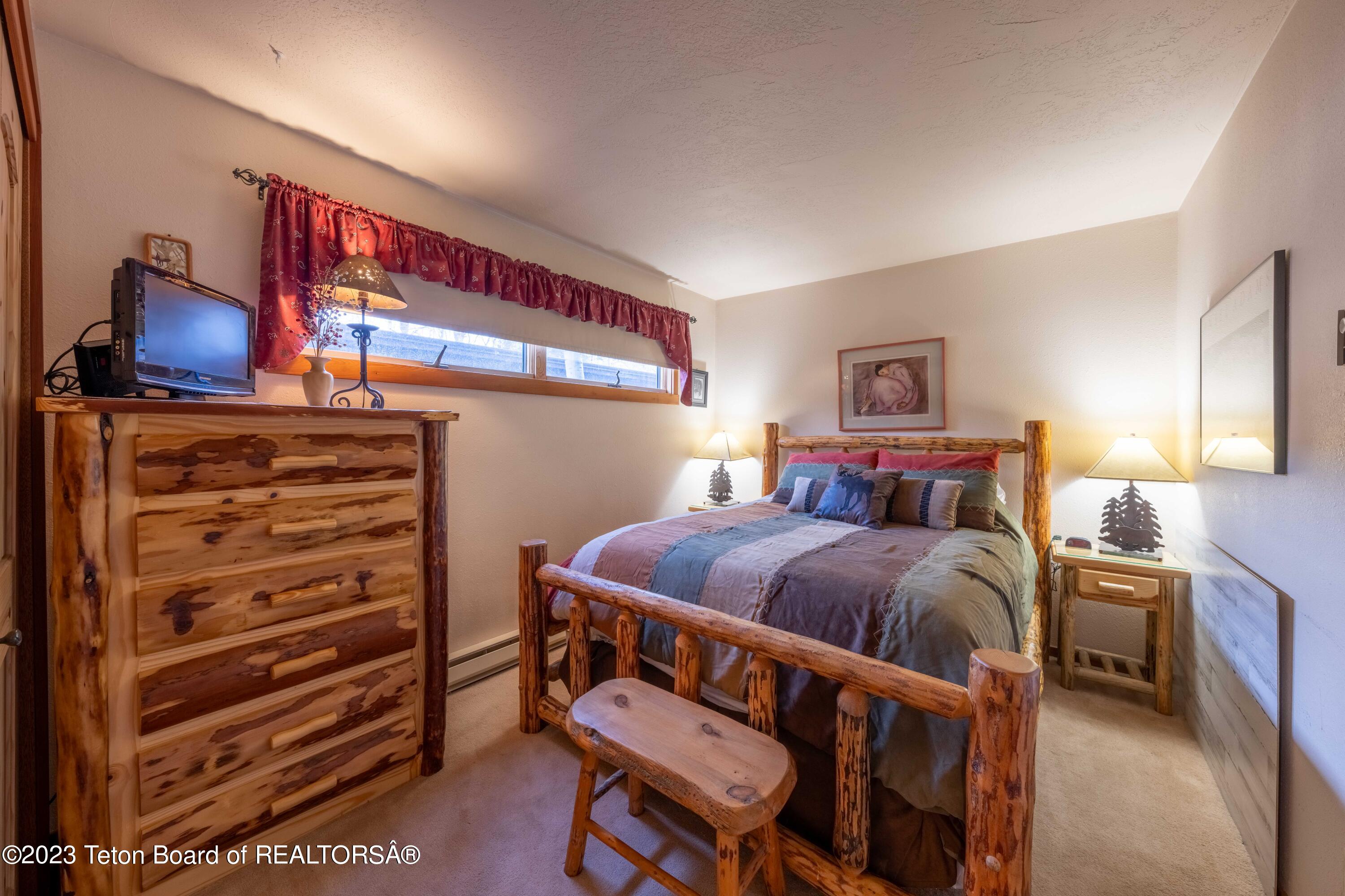 4475 BERRY Drive, 3214