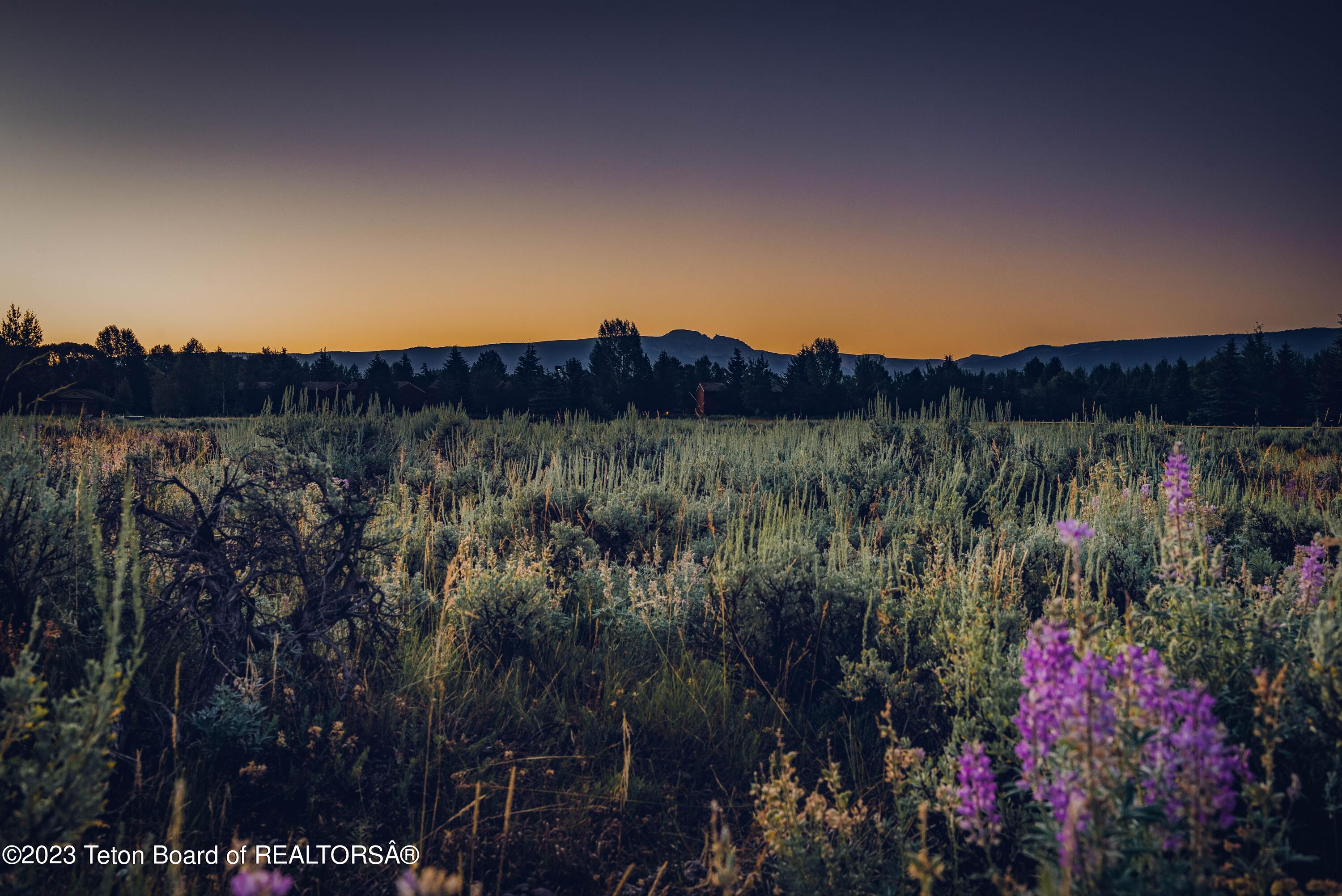 200 E SAGEBRUSH Drive