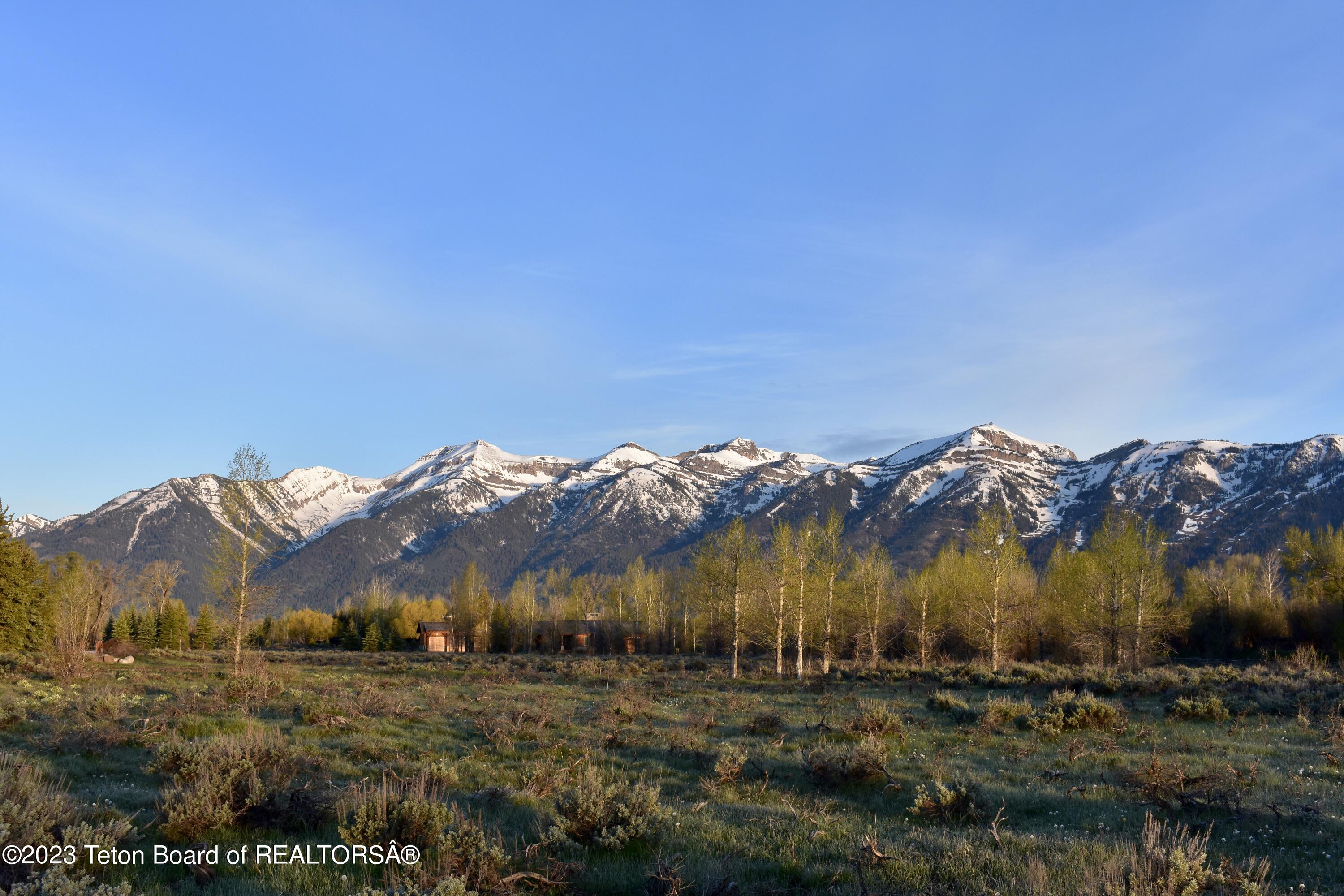 200 E SAGEBRUSH Drive