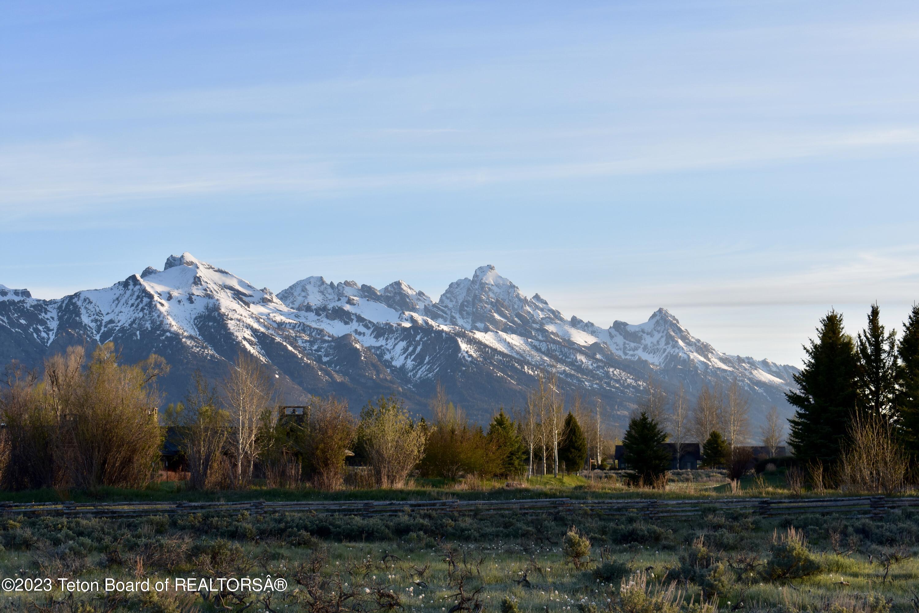 200 E SAGEBRUSH Drive