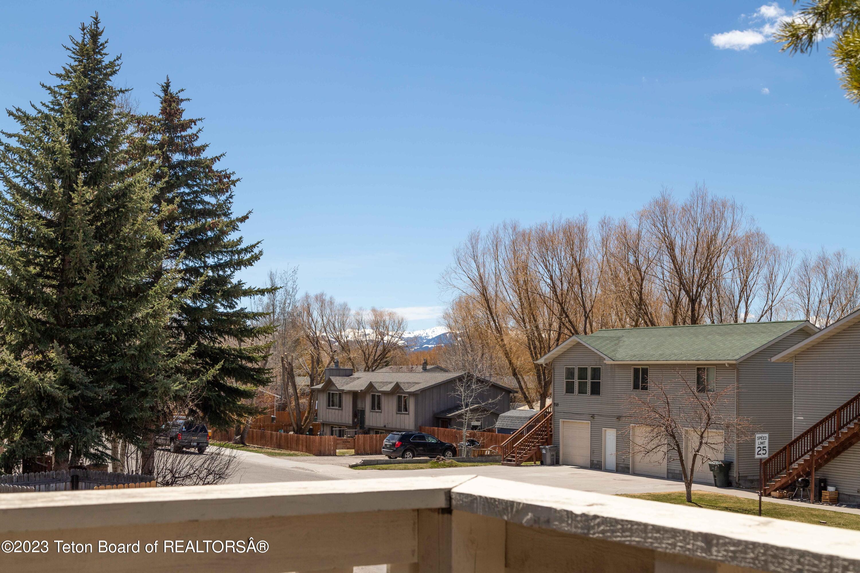 750 POWDERHORN Lane, I-3