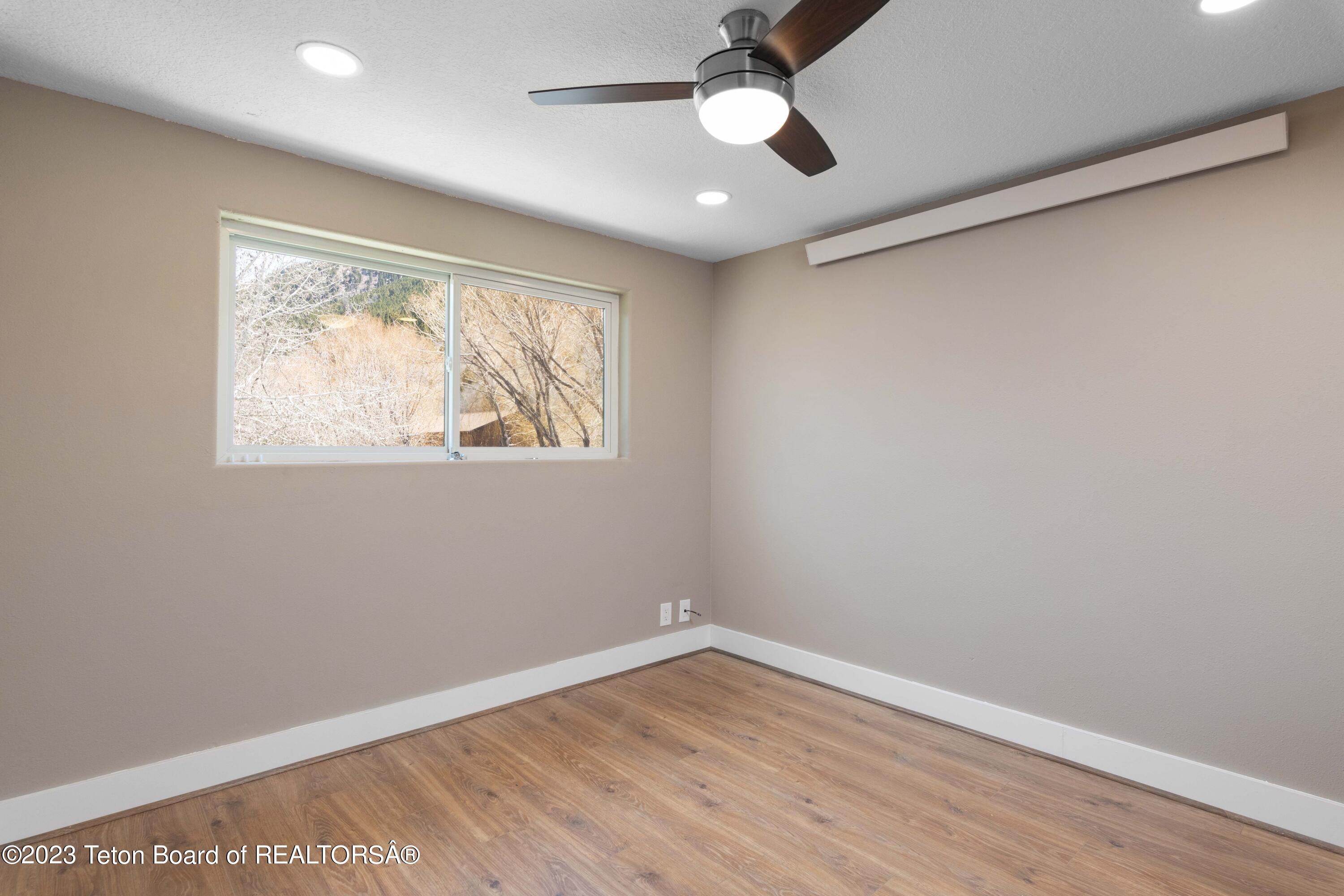 750 POWDERHORN Lane, I-3