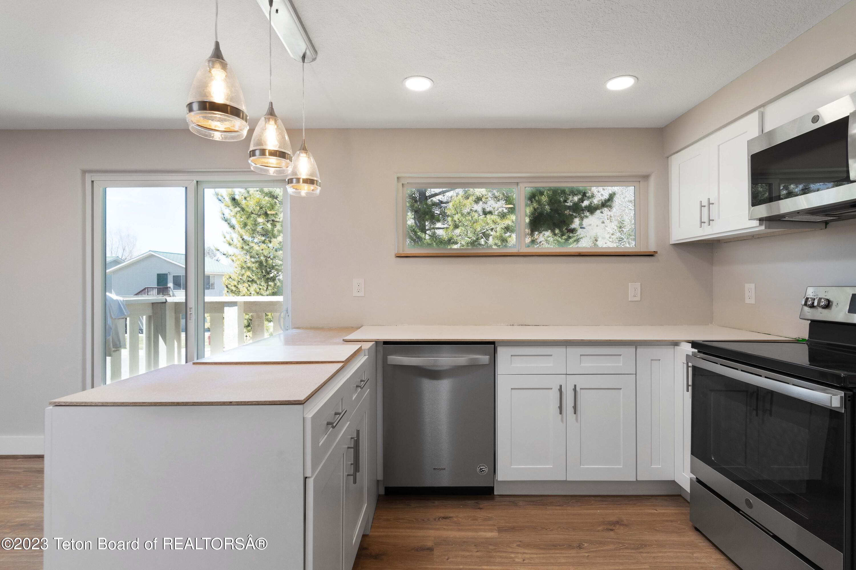 750 POWDERHORN Lane, I-3