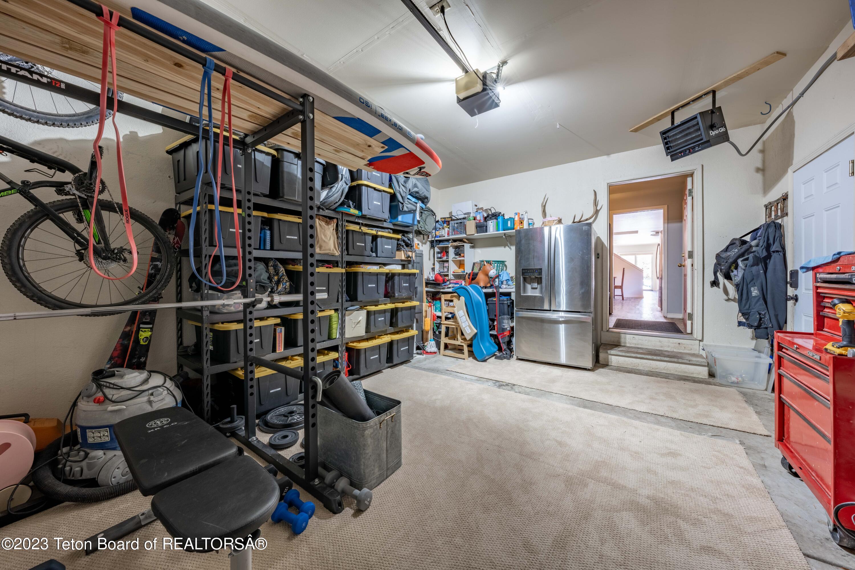 645 E SIMPSON Avenue