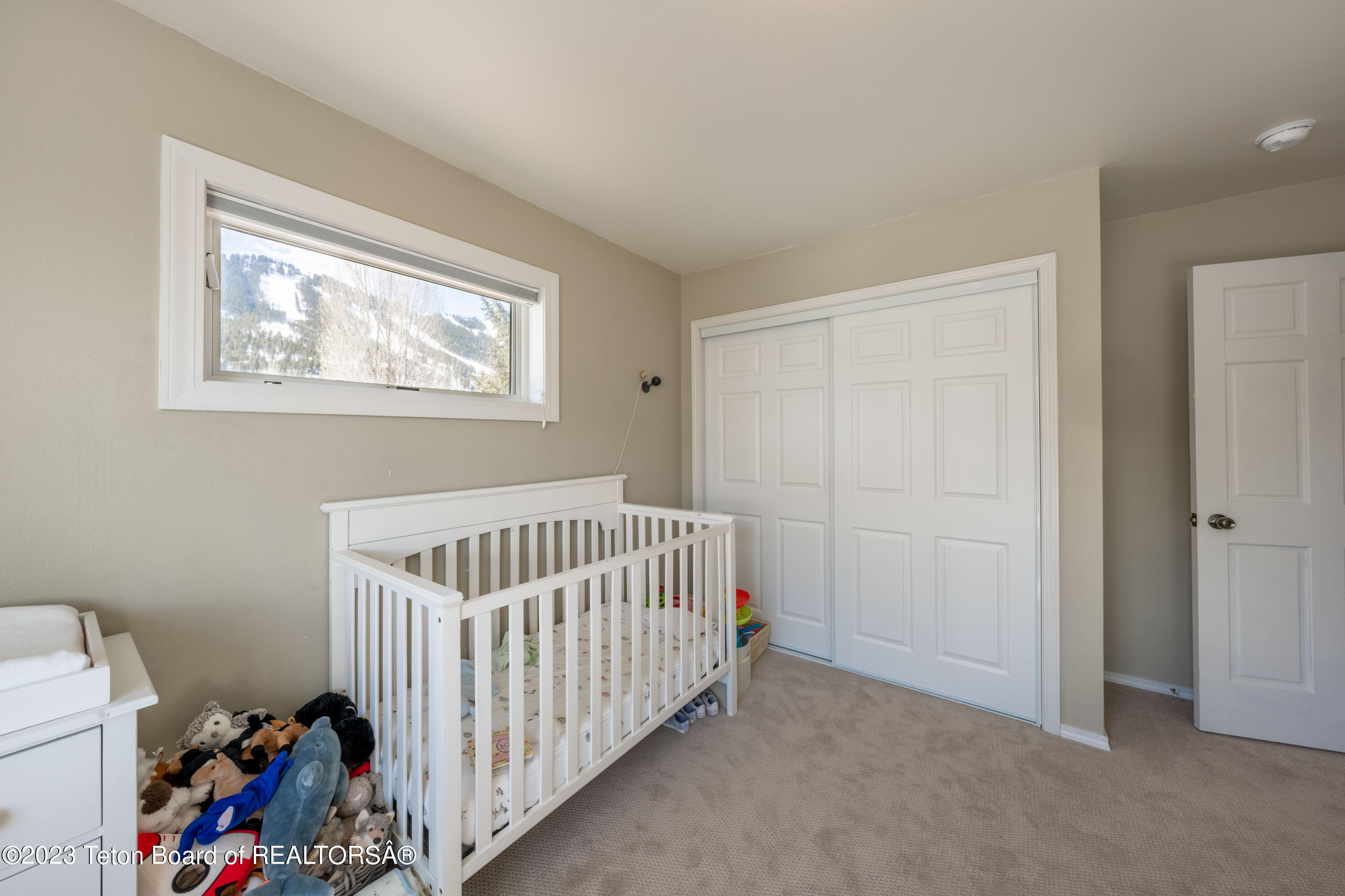 645 E SIMPSON Avenue