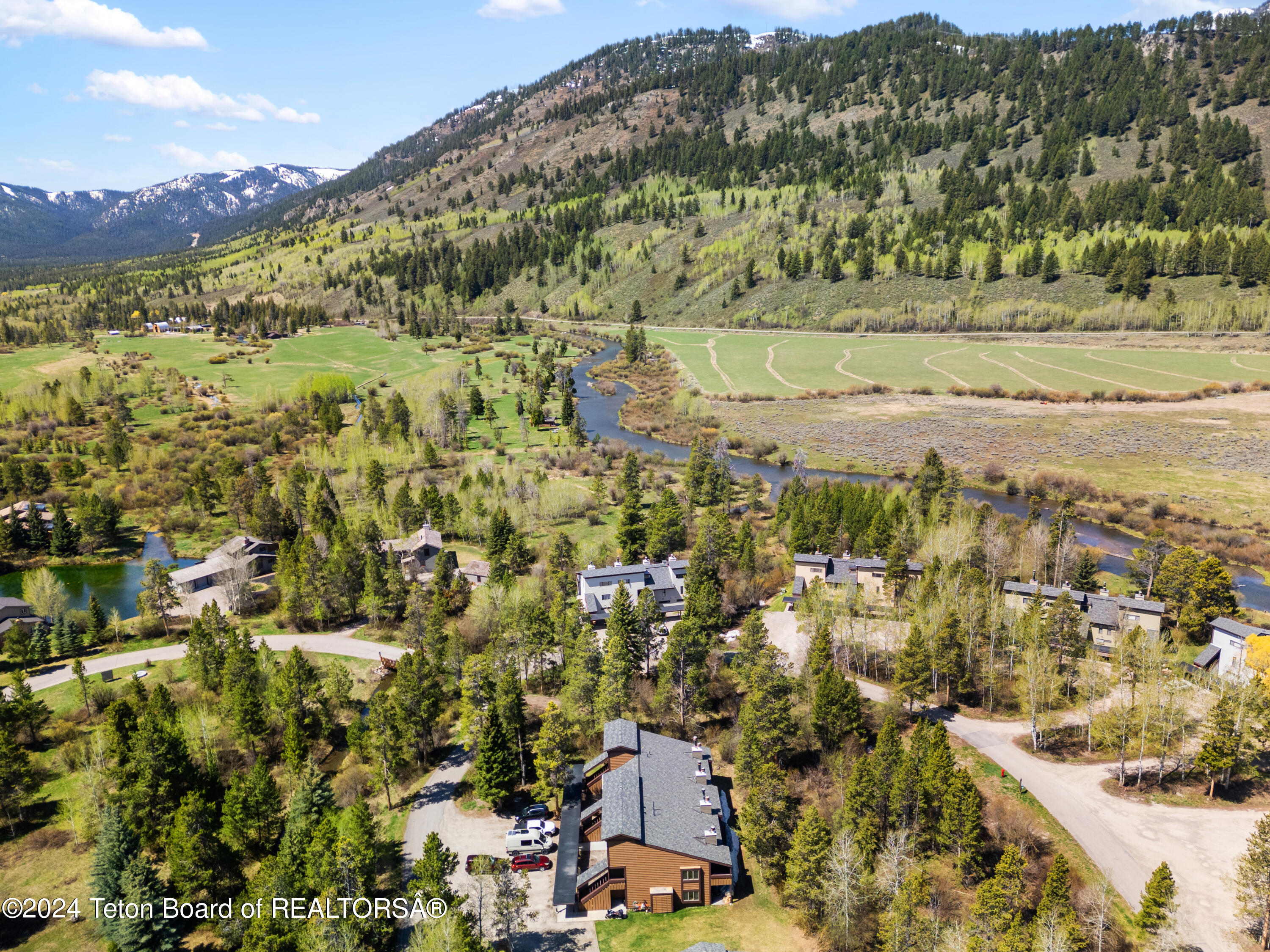 4490 BERRY Drive, 40-2-4