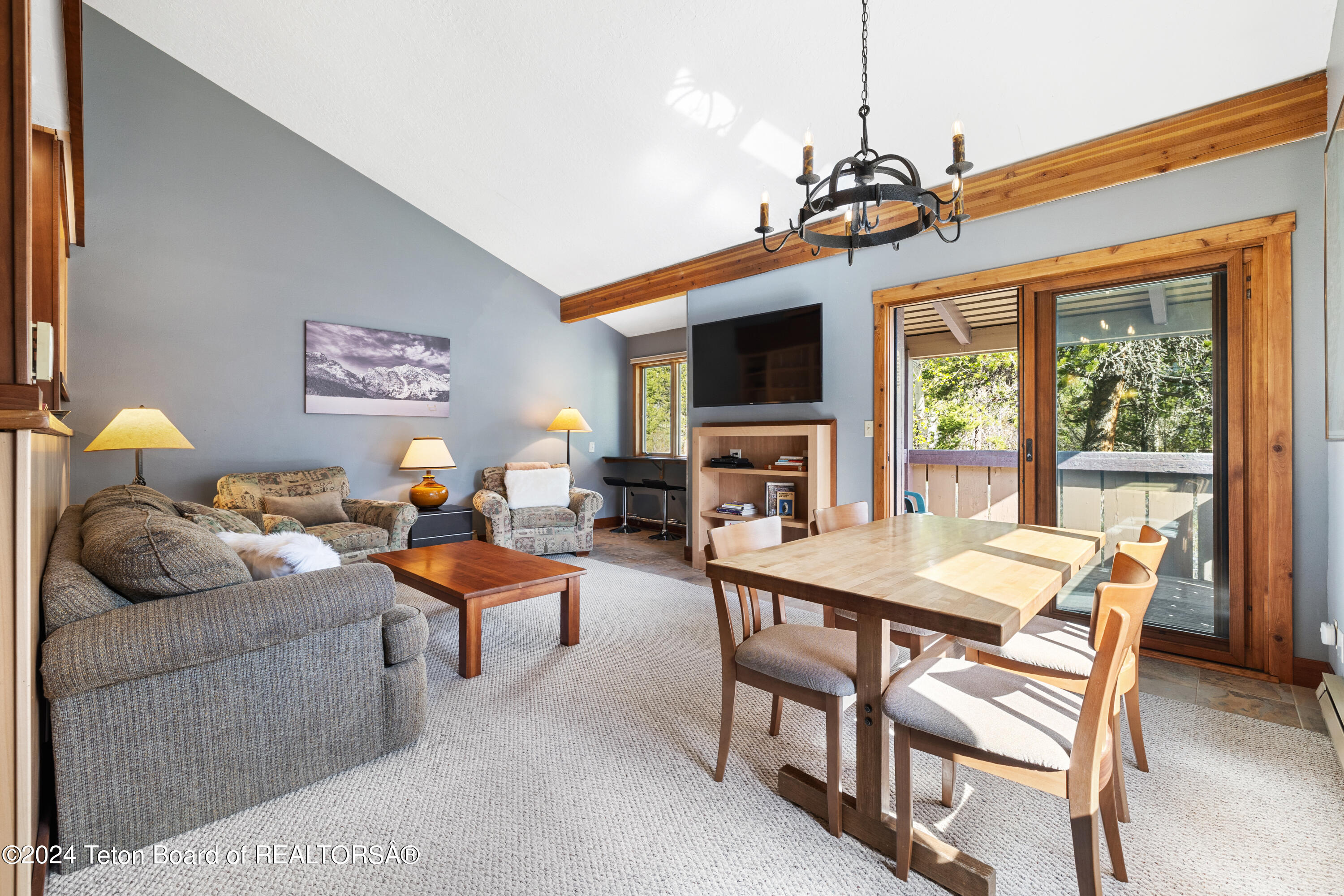 4490 BERRY Drive, 40-2-4