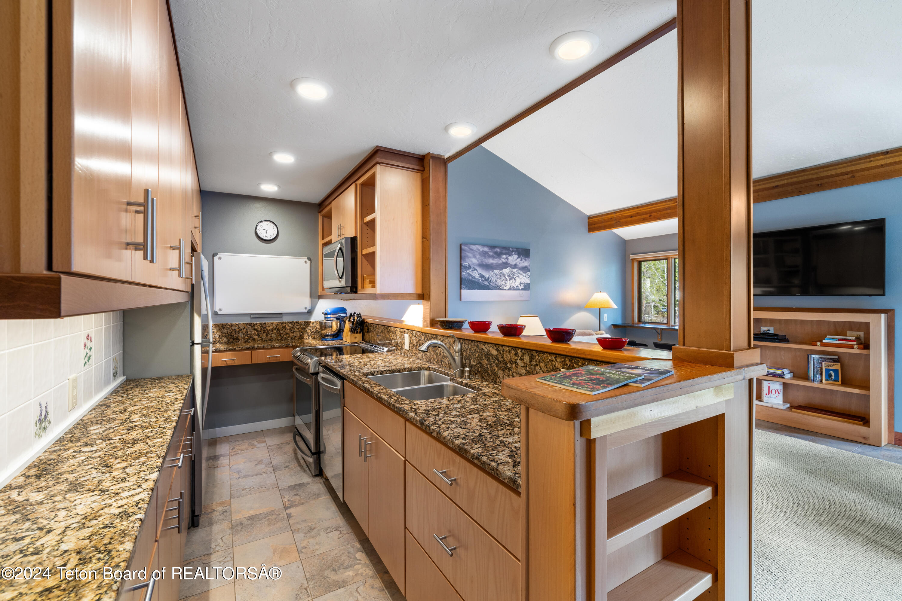 4490 BERRY Drive, 40-2-4