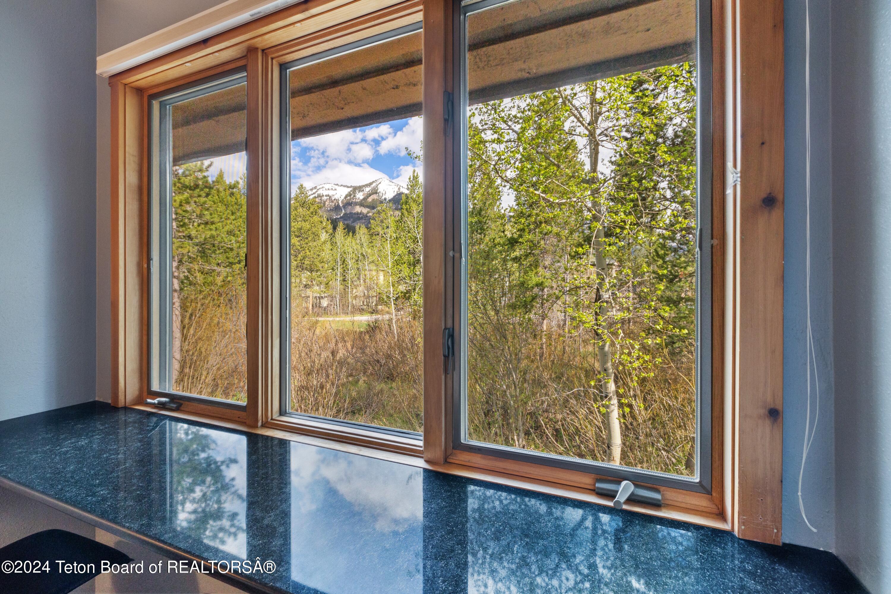 4490 BERRY Drive, 40-2-4