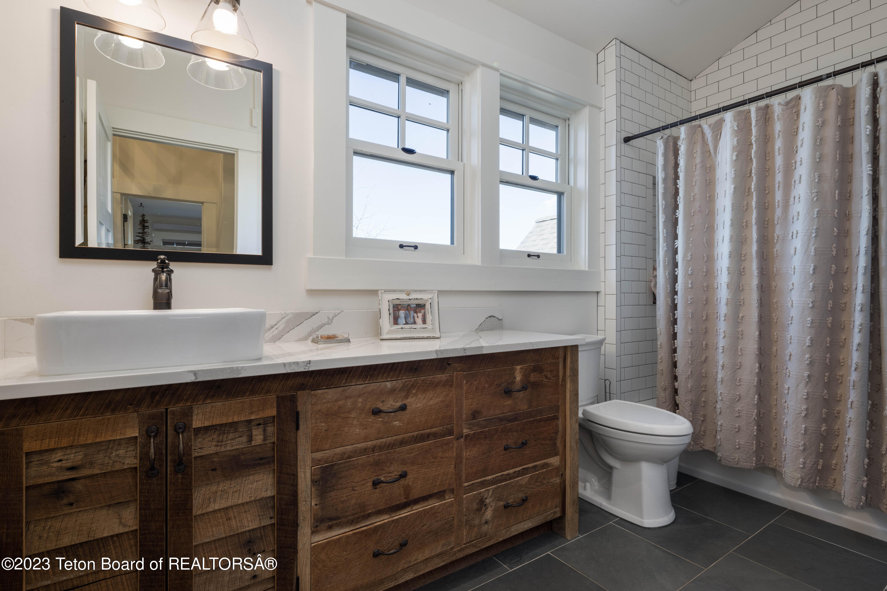 1698 COUNTY ROAD 106