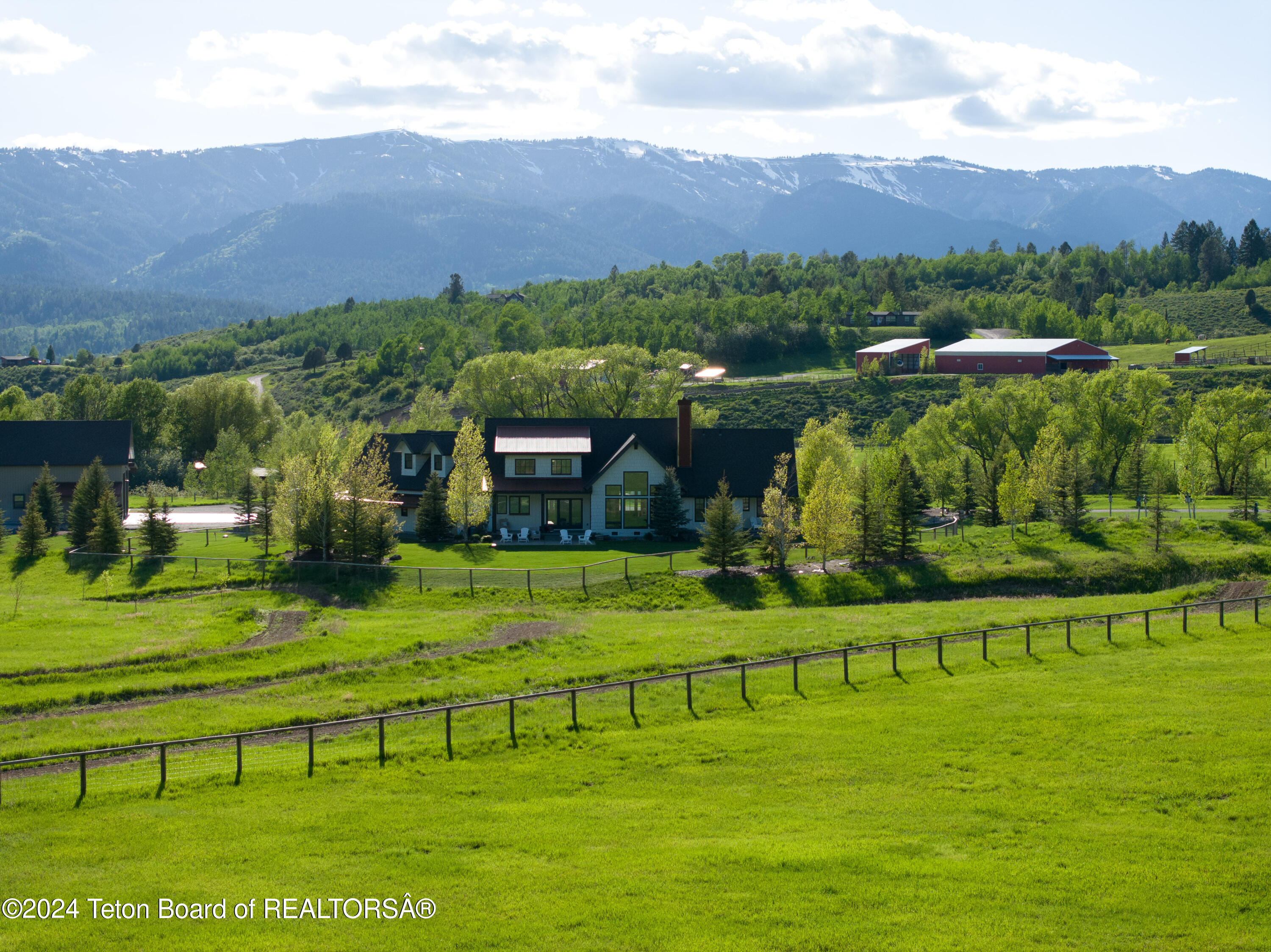 1698 COUNTY ROAD 106