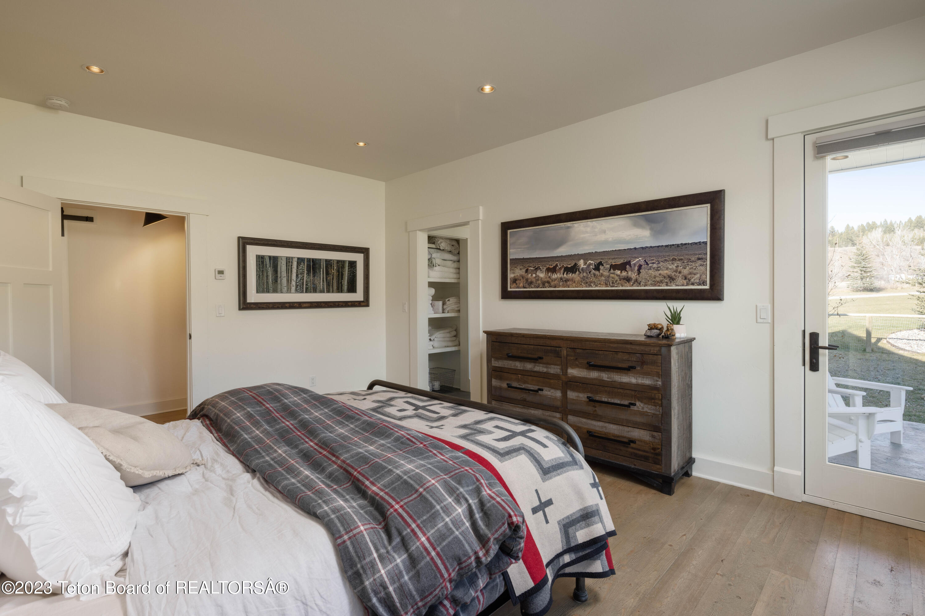 1698 COUNTY ROAD 106