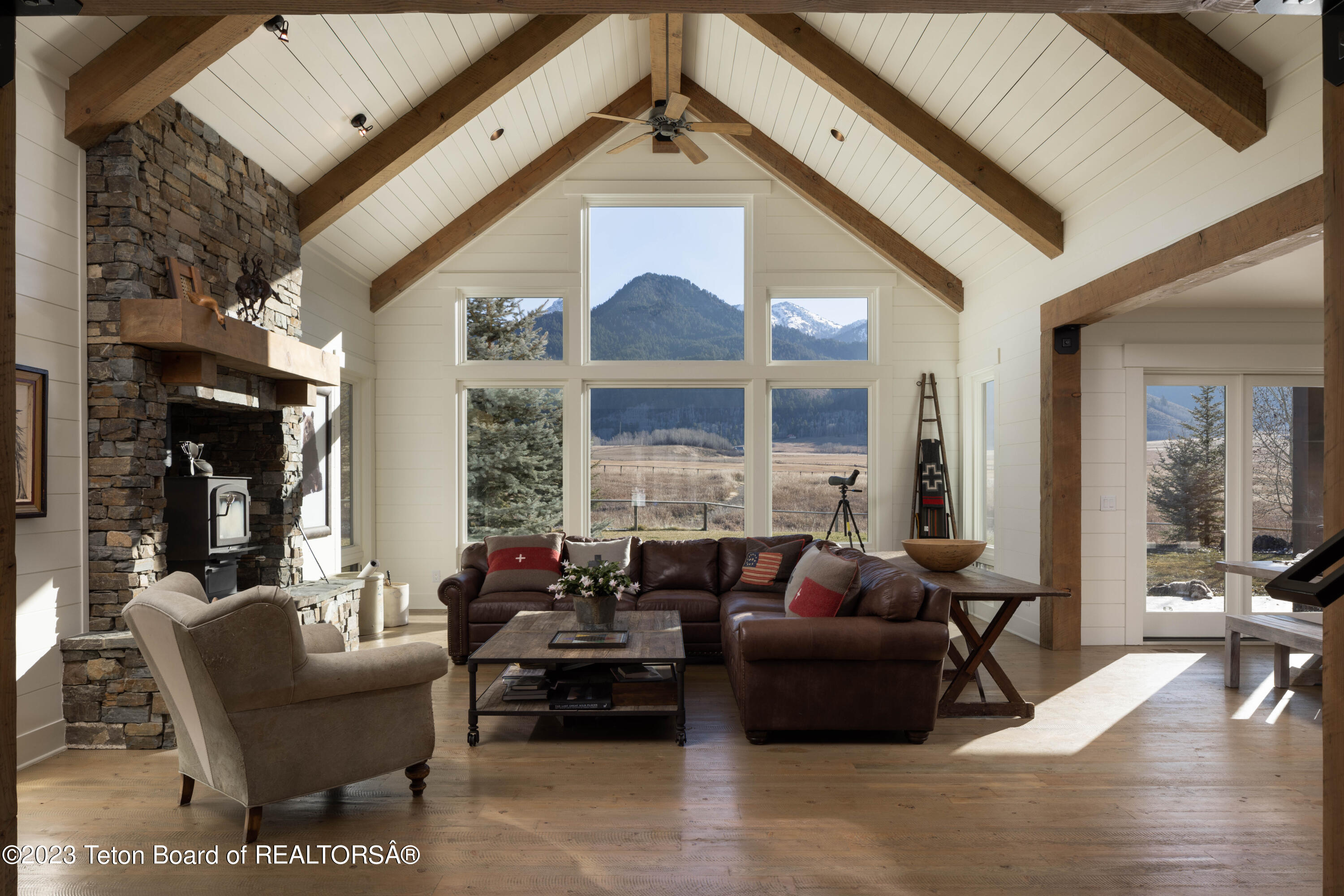 1698 COUNTY ROAD 106