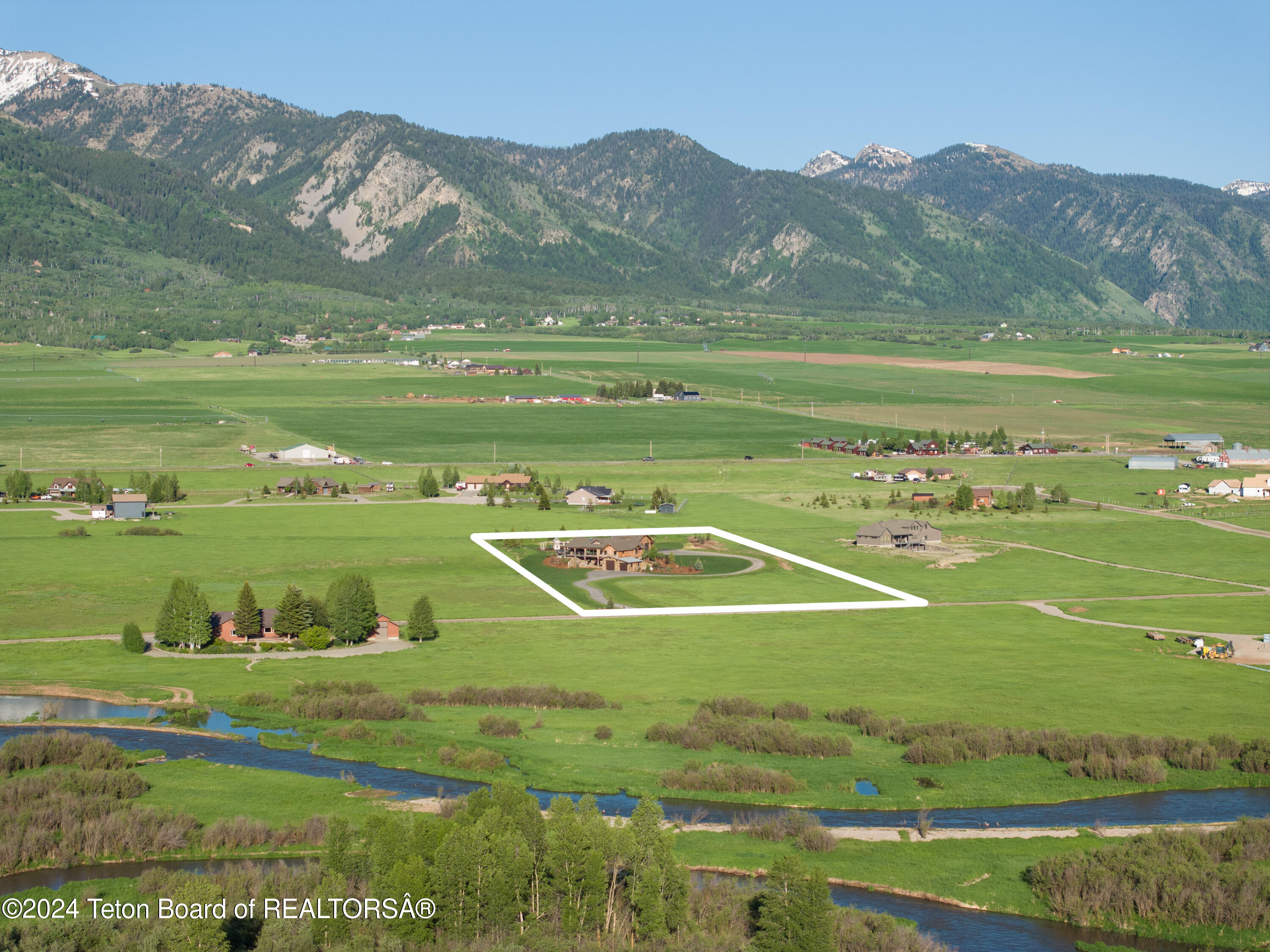 713 RIVER RANCH Loop