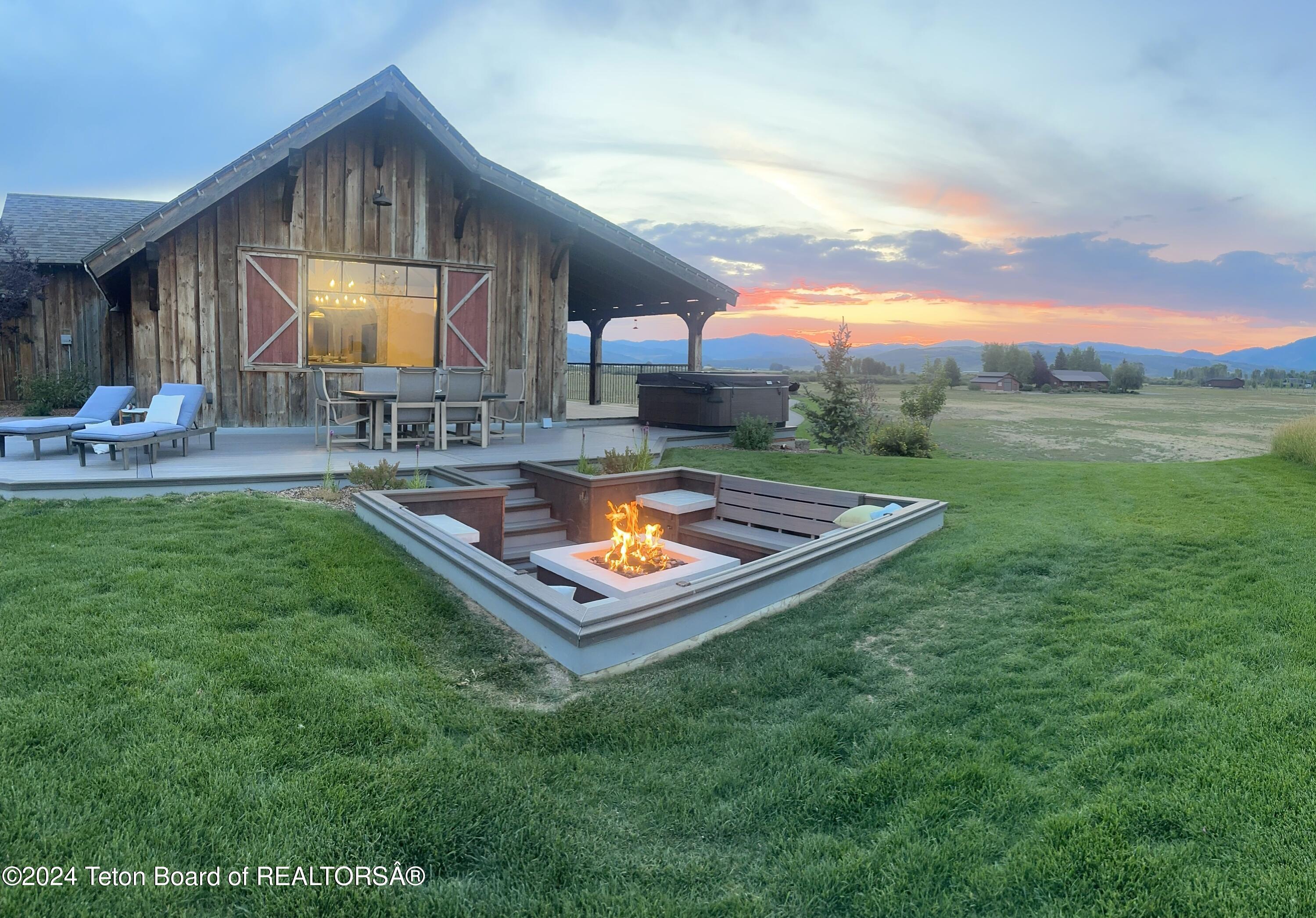 713 RIVER RANCH Loop