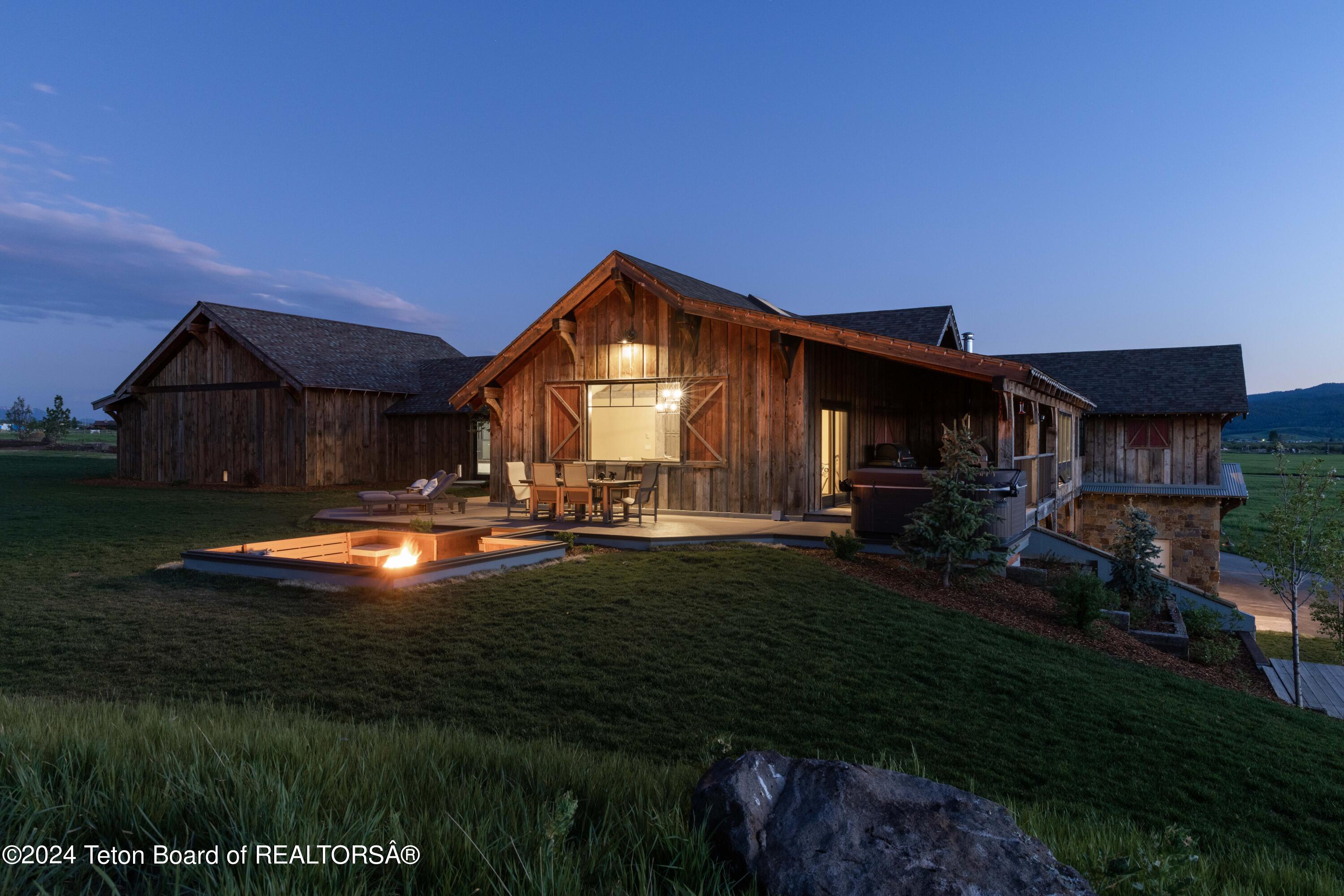 713 RIVER RANCH Loop