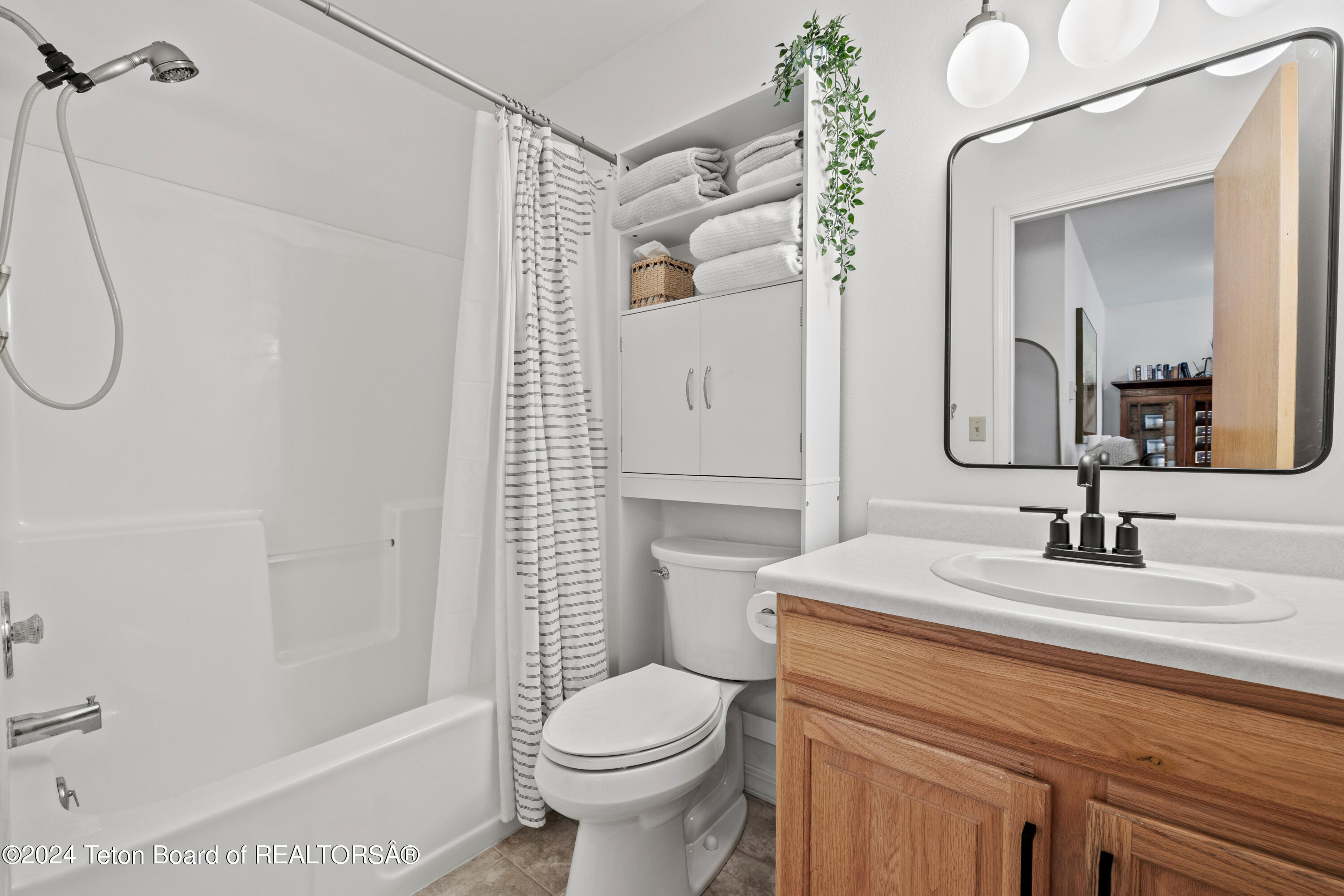 1070 ELK RUN Lane, 41