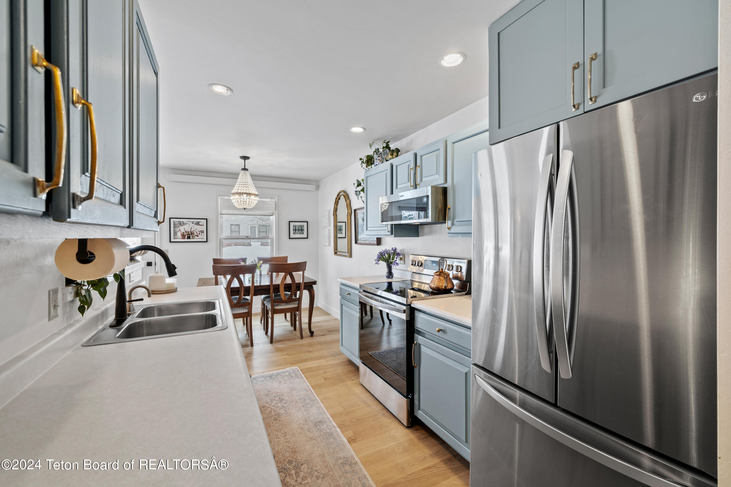 1070 ELK RUN Lane, 41