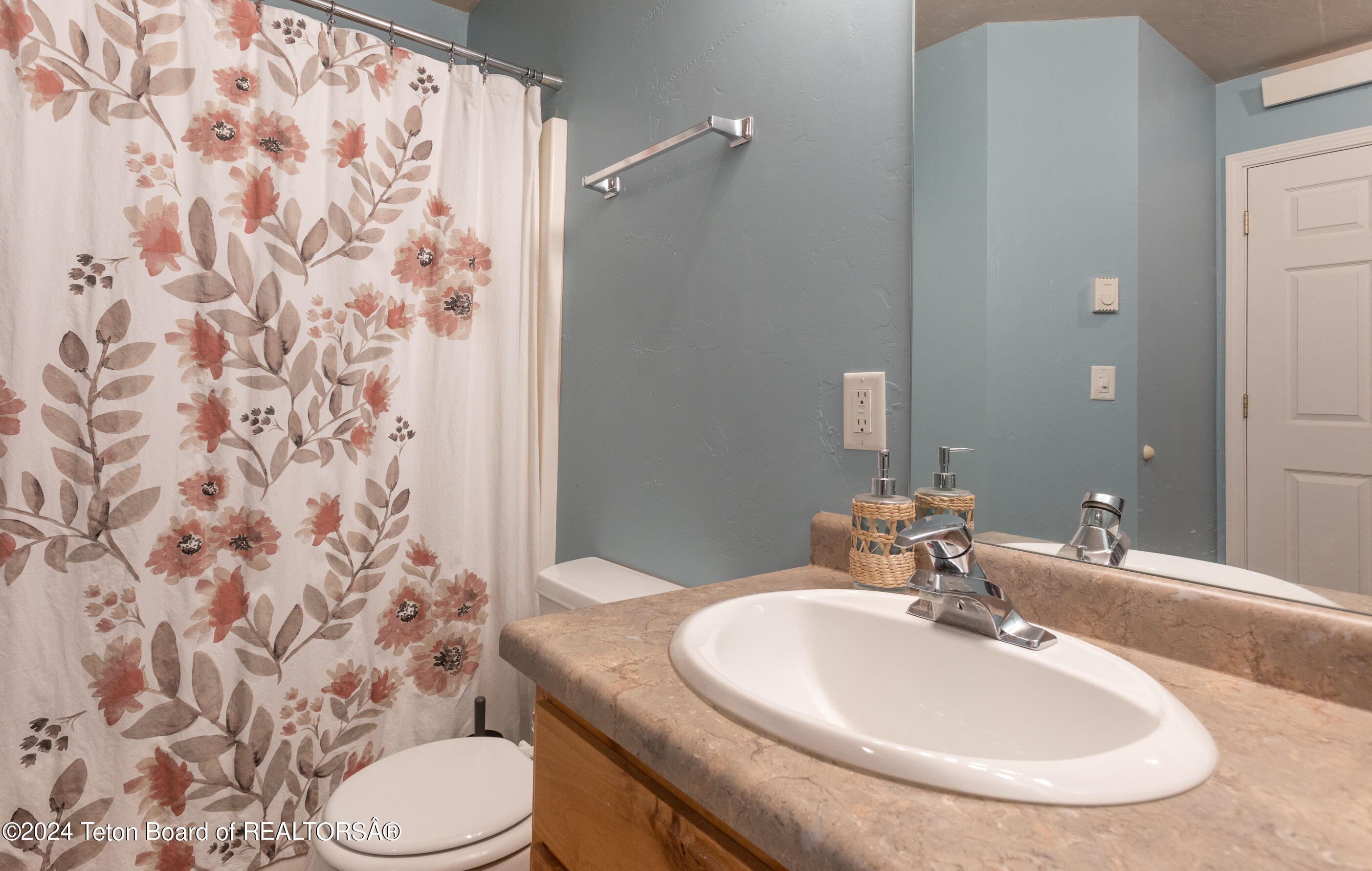 153 ALPINE Drive Unit: B