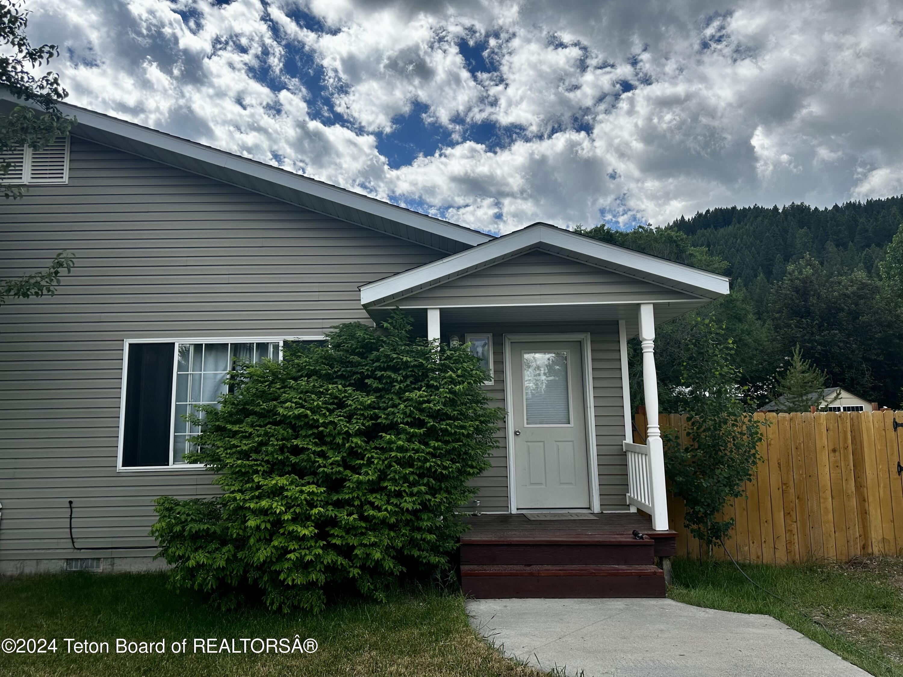 153 ALPINE Drive Unit: B