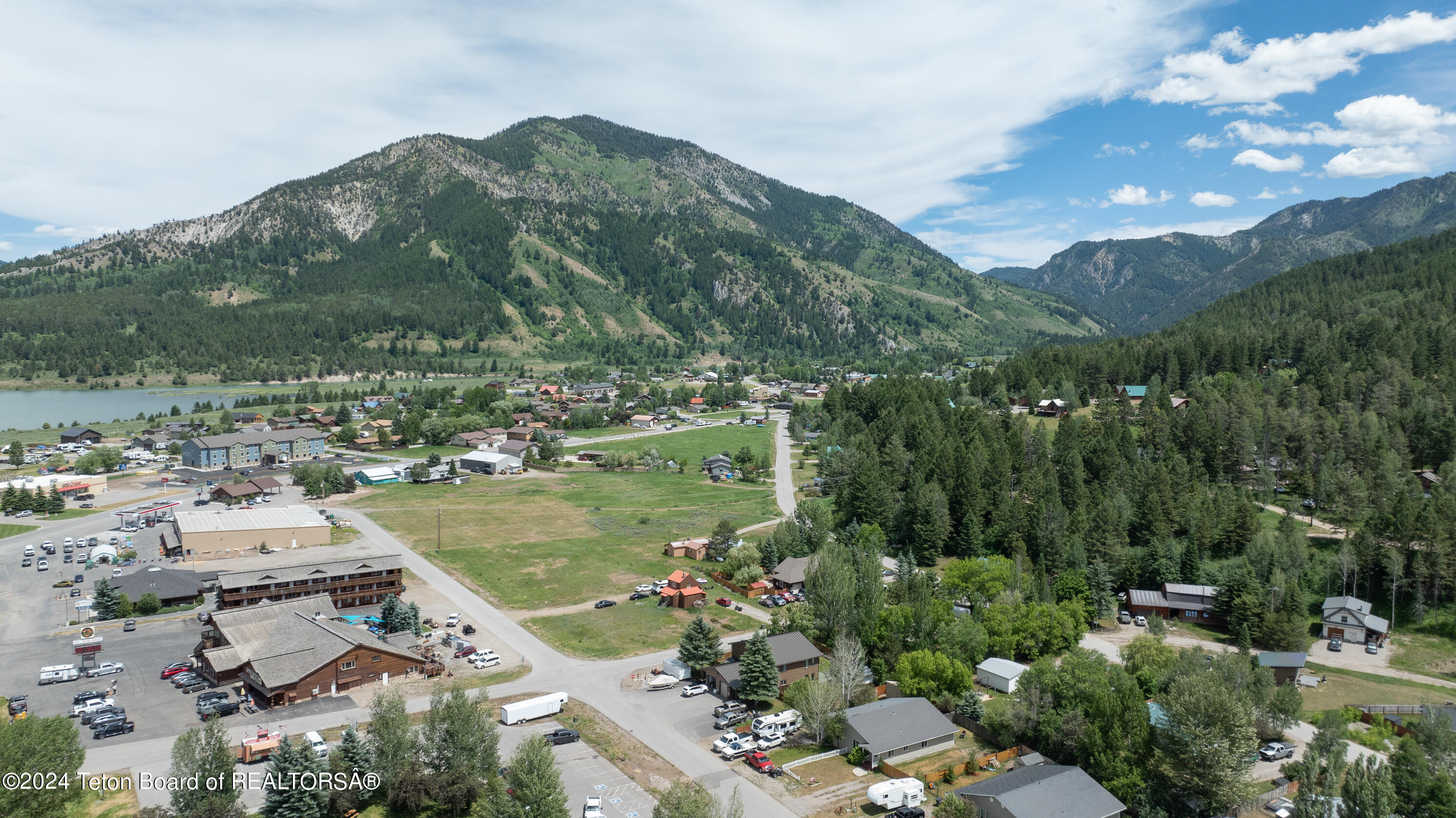 153 ALPINE Drive Unit: B