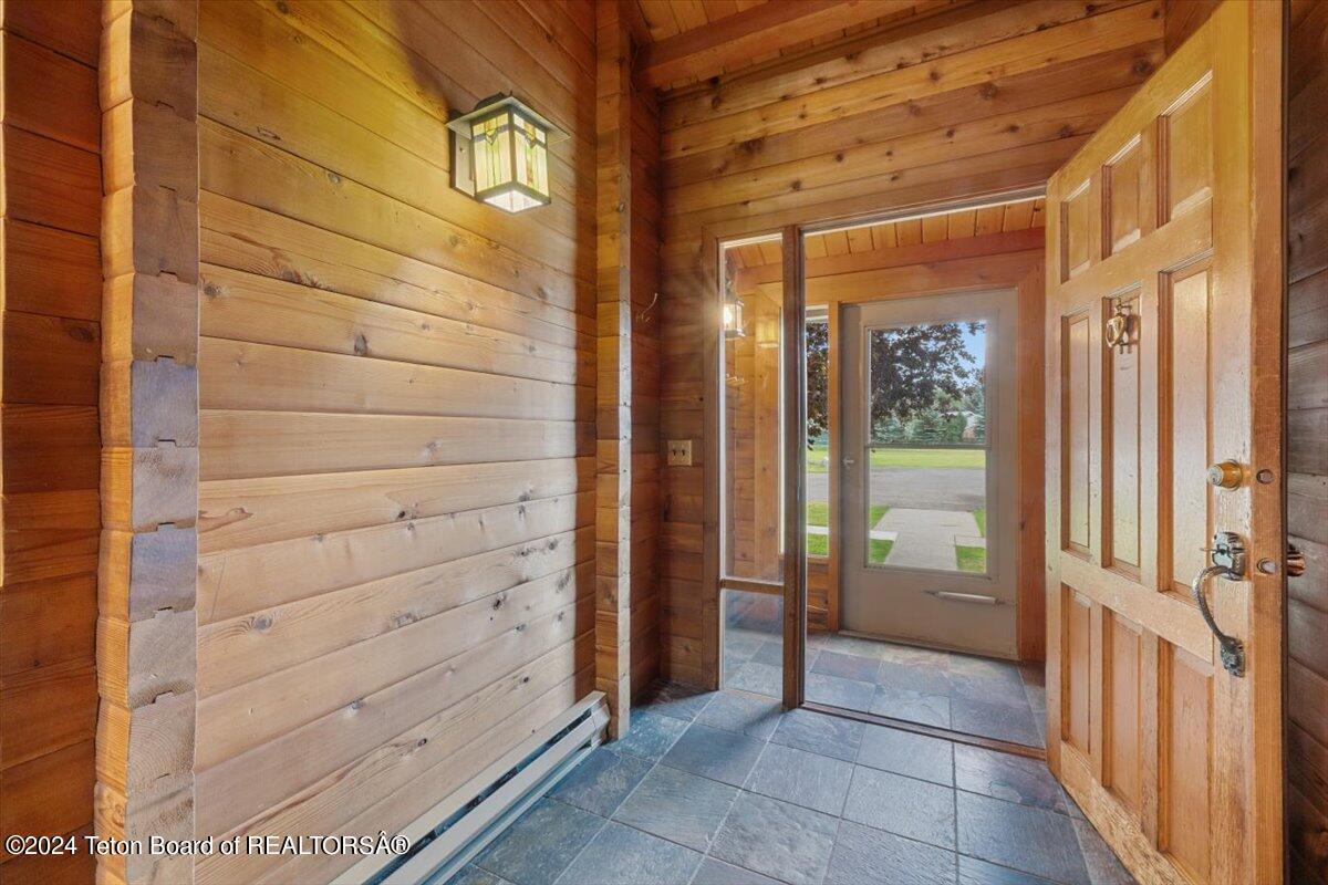 1655 W BIG TRAIL Drive, 303