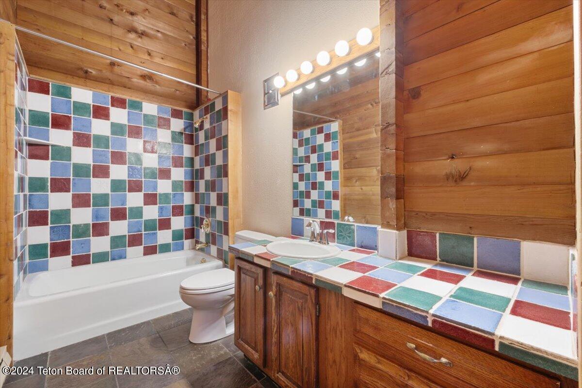 1655 W BIG TRAIL Drive, 303