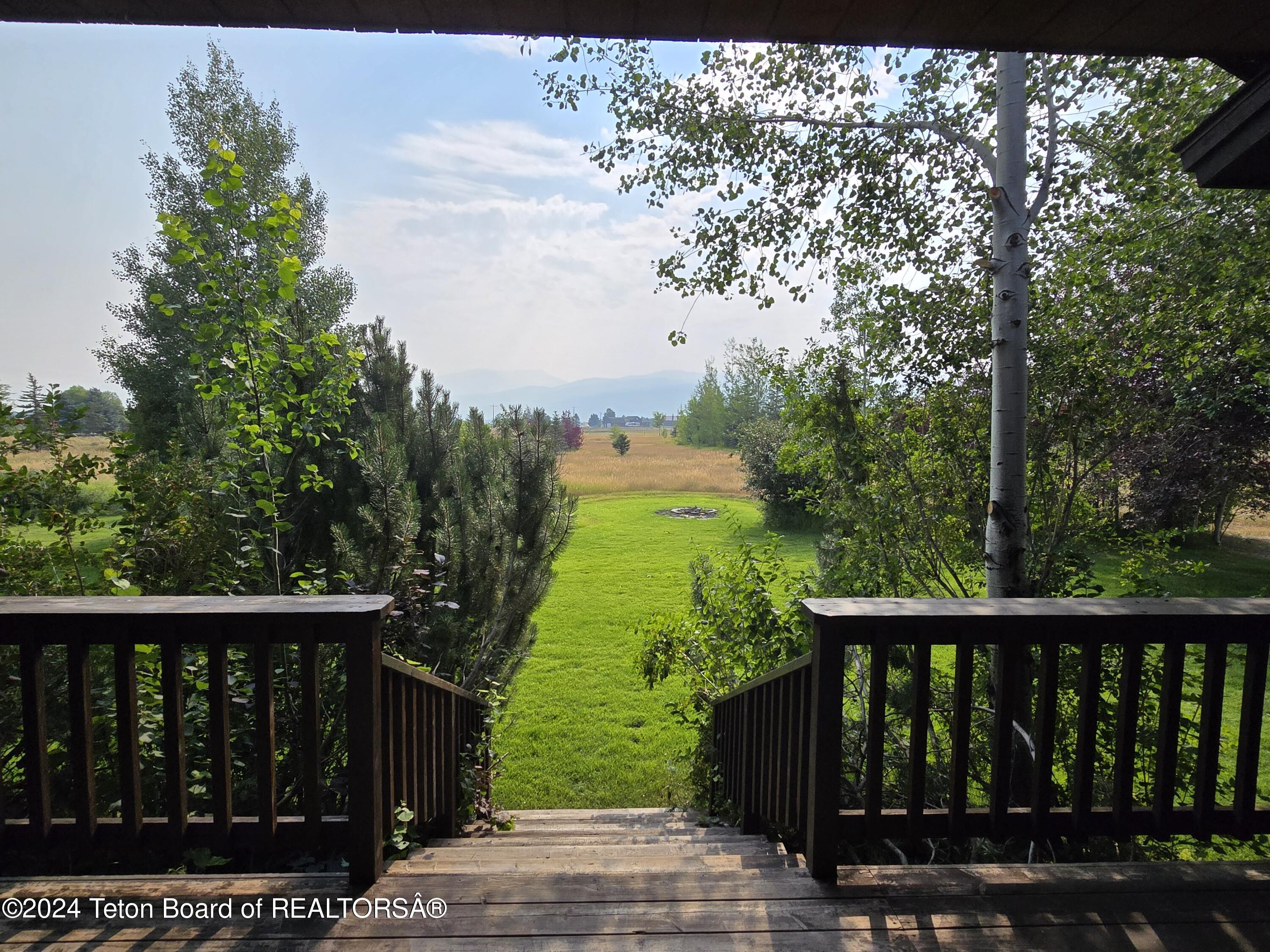 1946 AUTUMN GLEN Circle