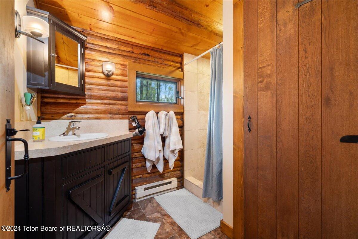 6455 N SNAKE RIVER RANCH Road