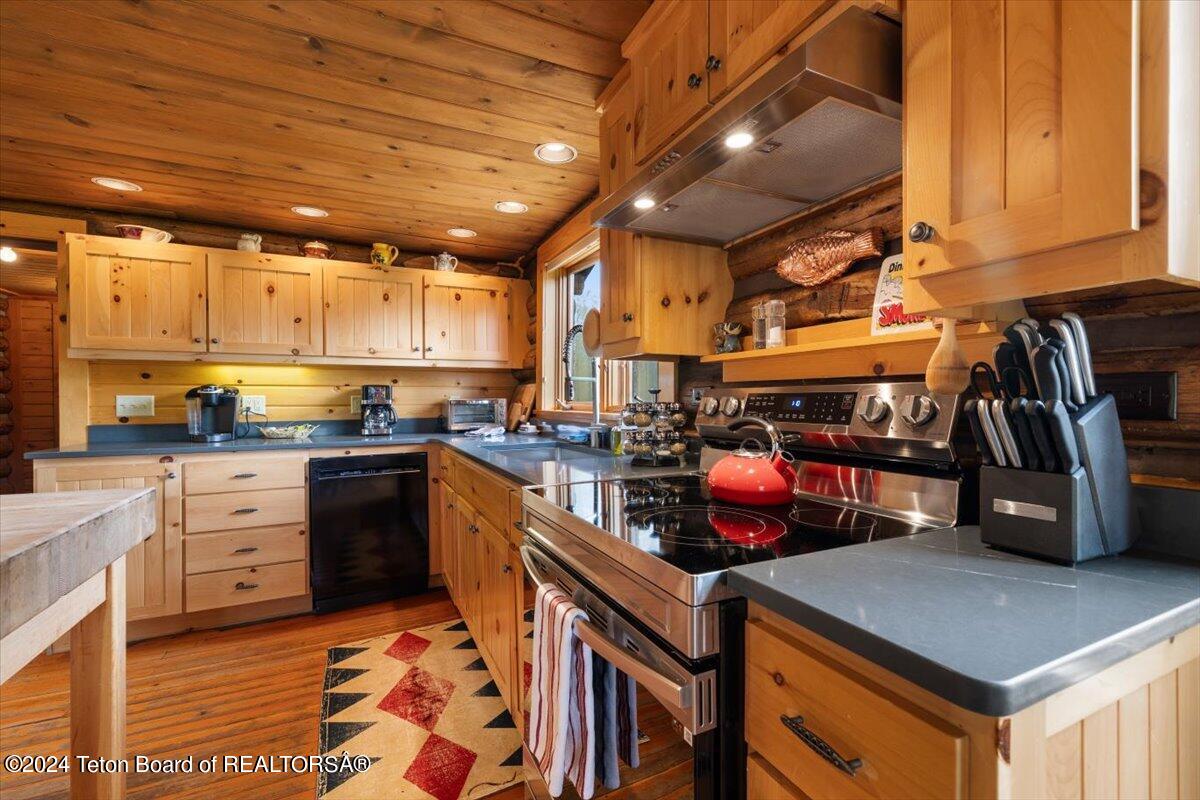 6455 N SNAKE RIVER RANCH Road