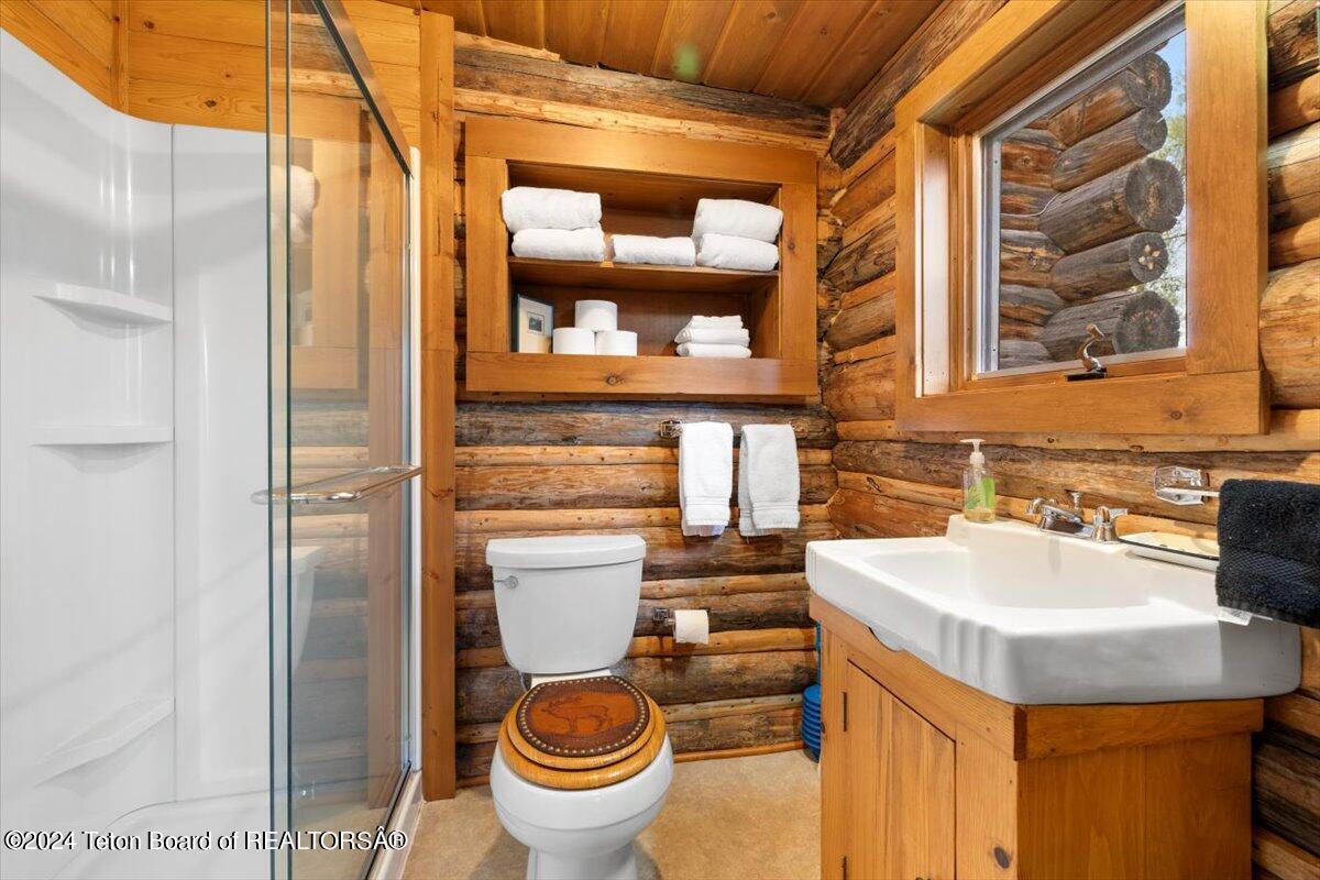 6455 N SNAKE RIVER RANCH Road