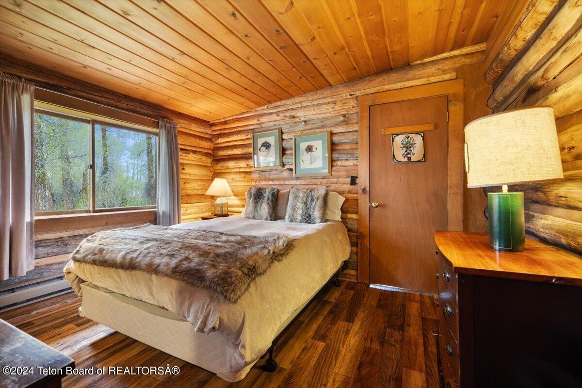 6455 N SNAKE RIVER RANCH Road