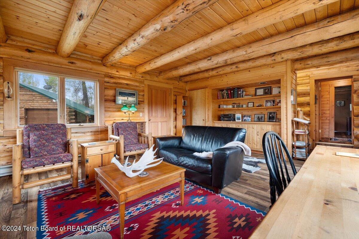 6455 N SNAKE RIVER RANCH Road