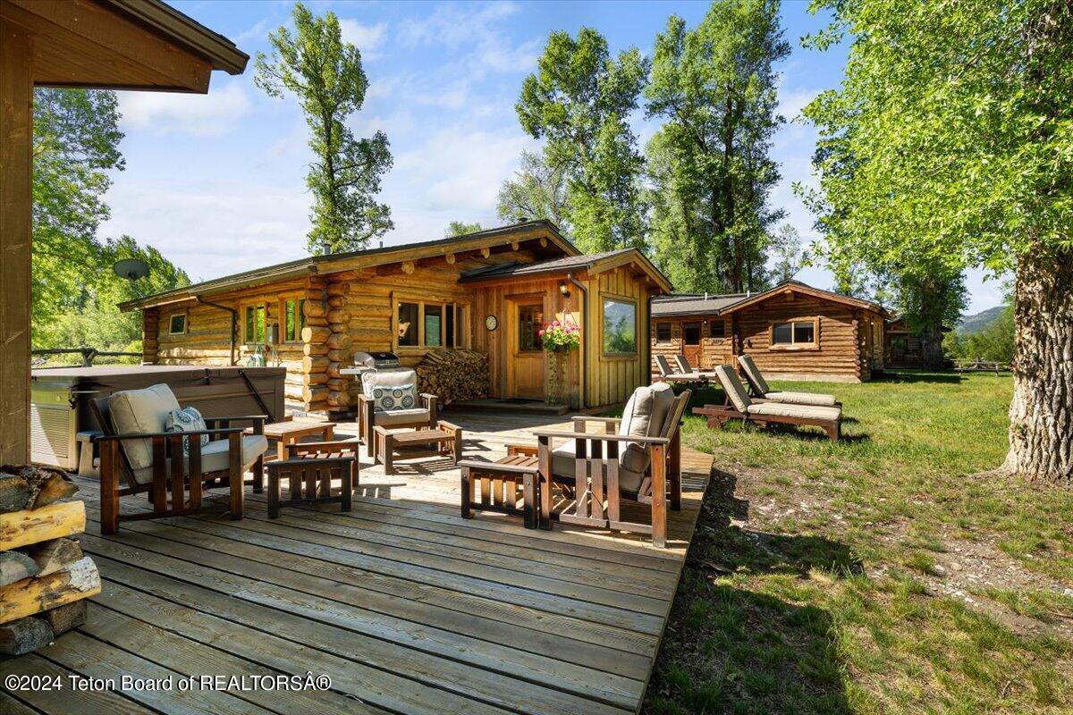 6455 N SNAKE RIVER RANCH Road