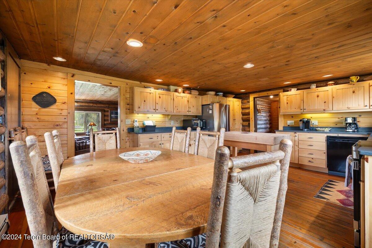 6455 N SNAKE RIVER RANCH Road
