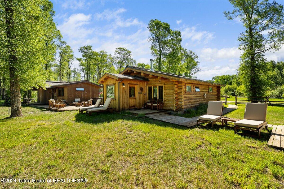 6455 N SNAKE RIVER RANCH Road