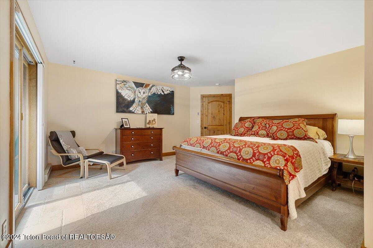 2044 HIDDEN RANCH Loop